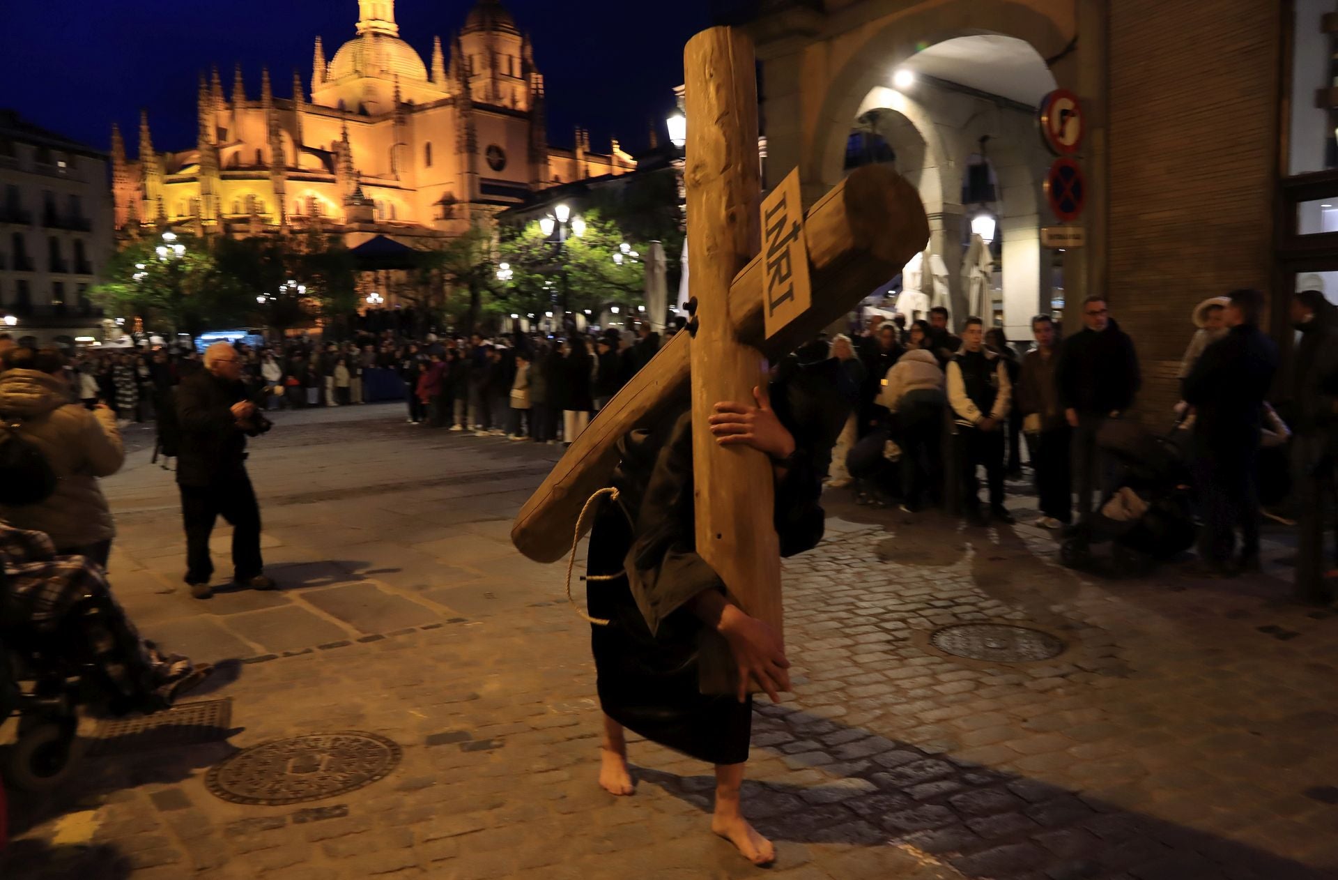 Fotos del Viernes Santo en Segovia (2 de 2)