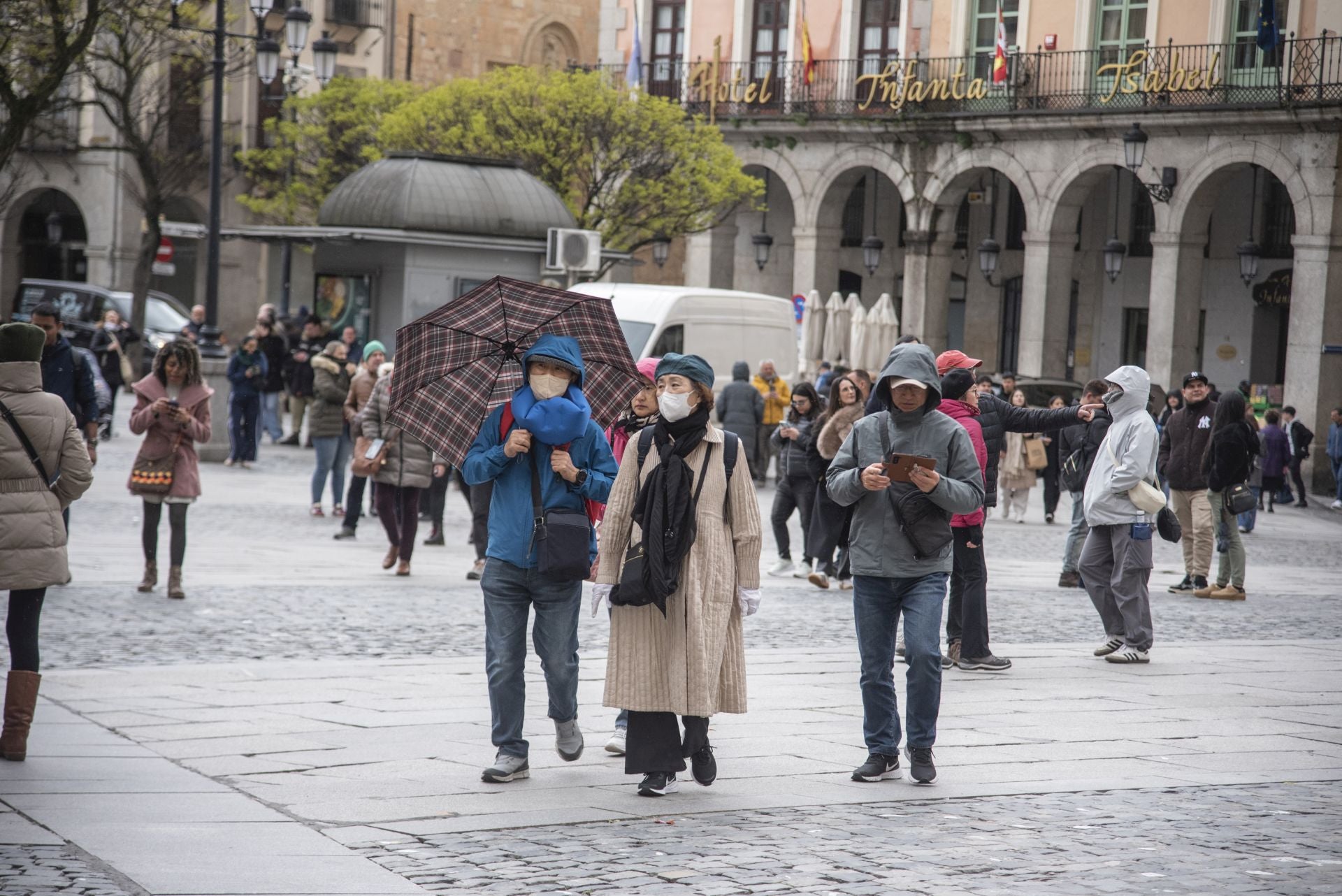 Sábado Santo, de turismo por Segovia