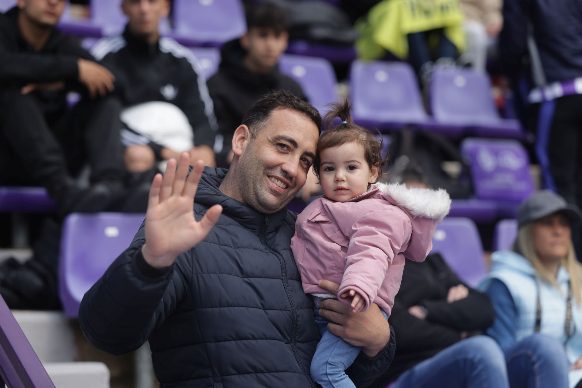 Búscate en la grada del Real Valladolid - Osasuna (2/4)