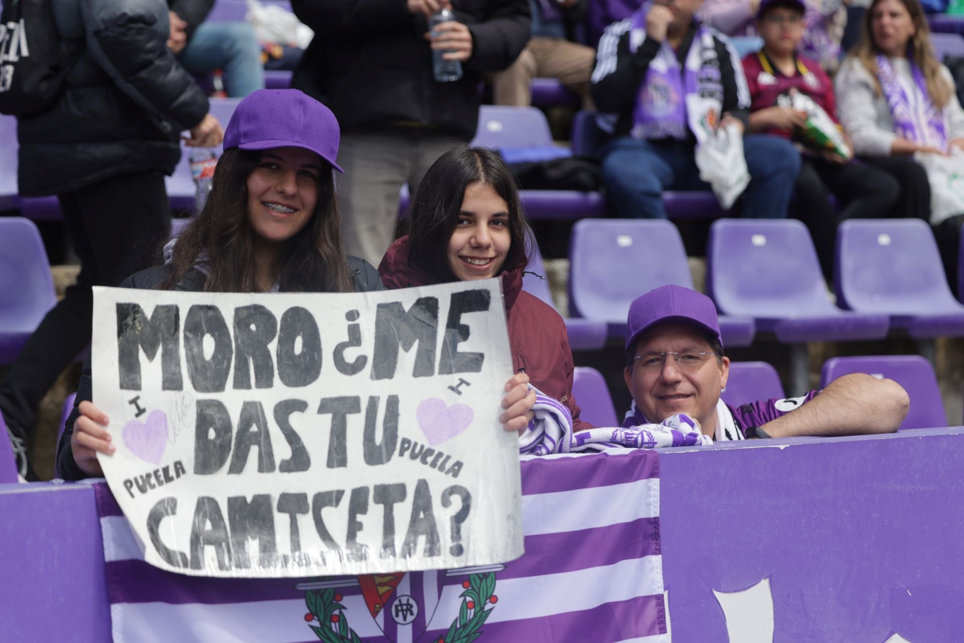 Búscate en la grada del Real Valladolid - Osasuna (2/4)