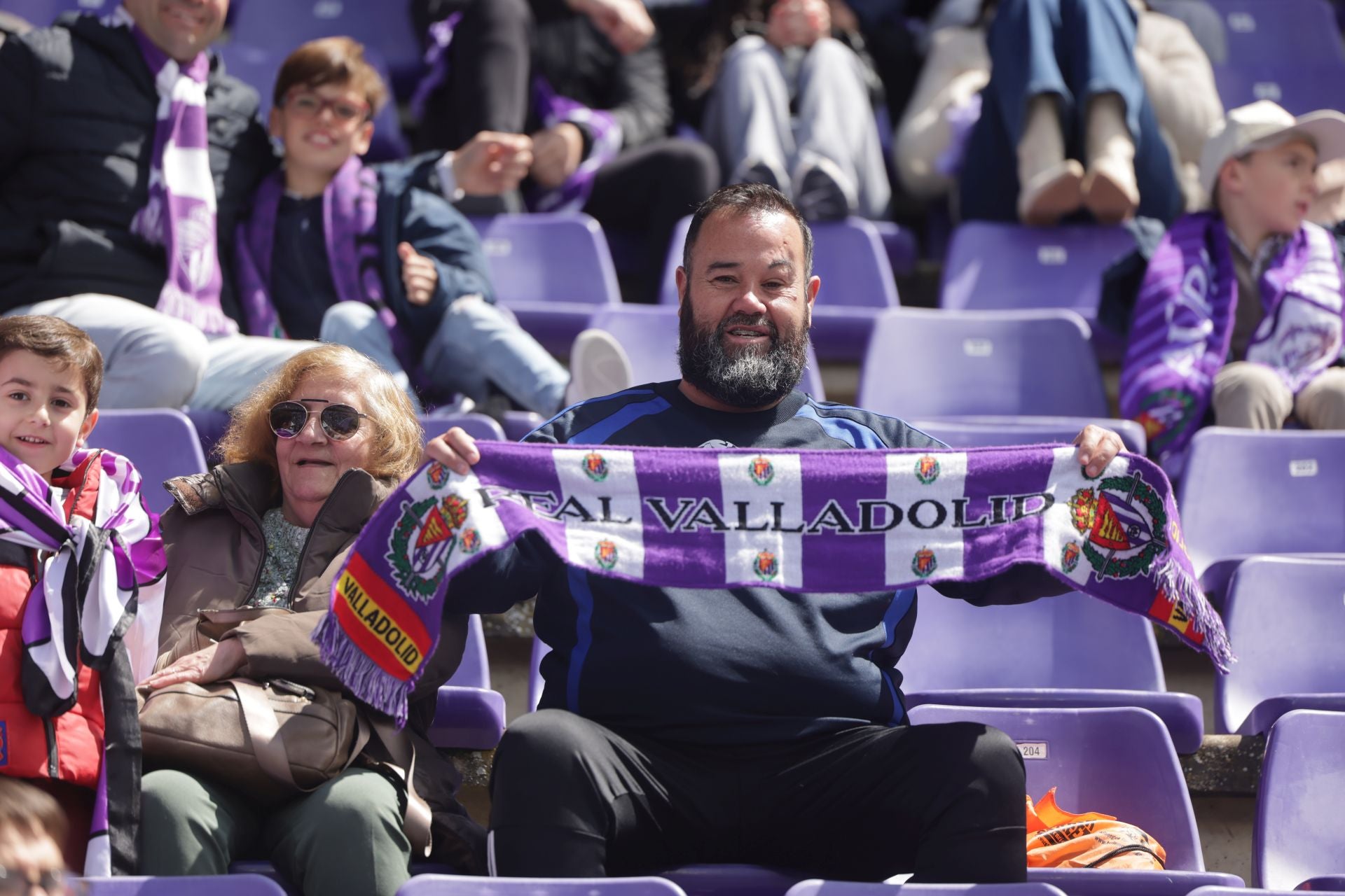 Búscate en la grada del Real Valladolid - Osasuna (1/4)
