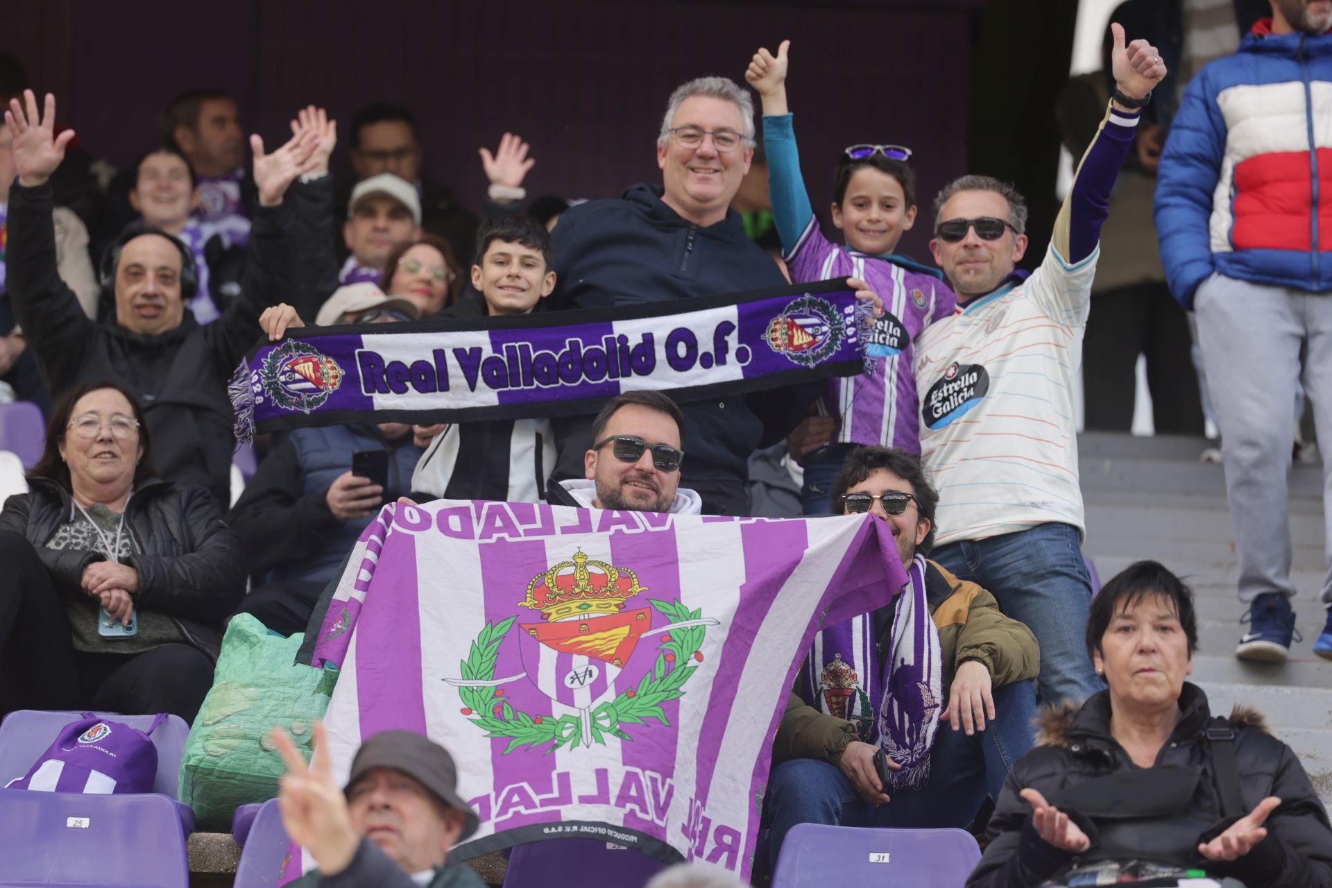 Búscate en la grada del Real Valladolid - Osasuna (4/4)