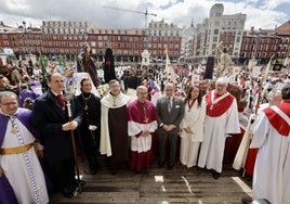 El Encuentro del Domingo de Resurrección en la Plaza Mayor de Valladolid