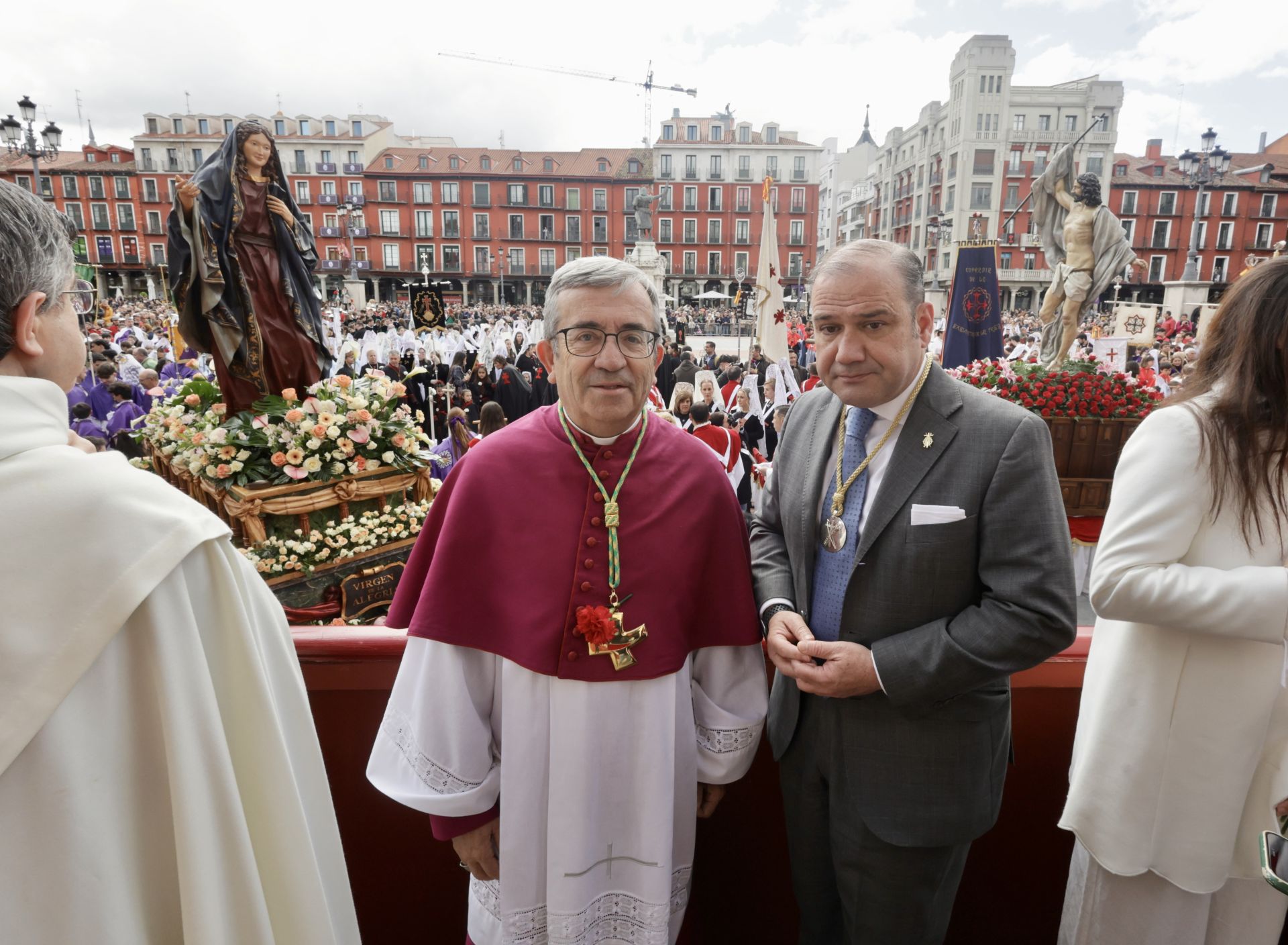 La Misa Pascual y el Encuentro de Jesús Resucitado con la Virgen de la Alegría en Valladolid