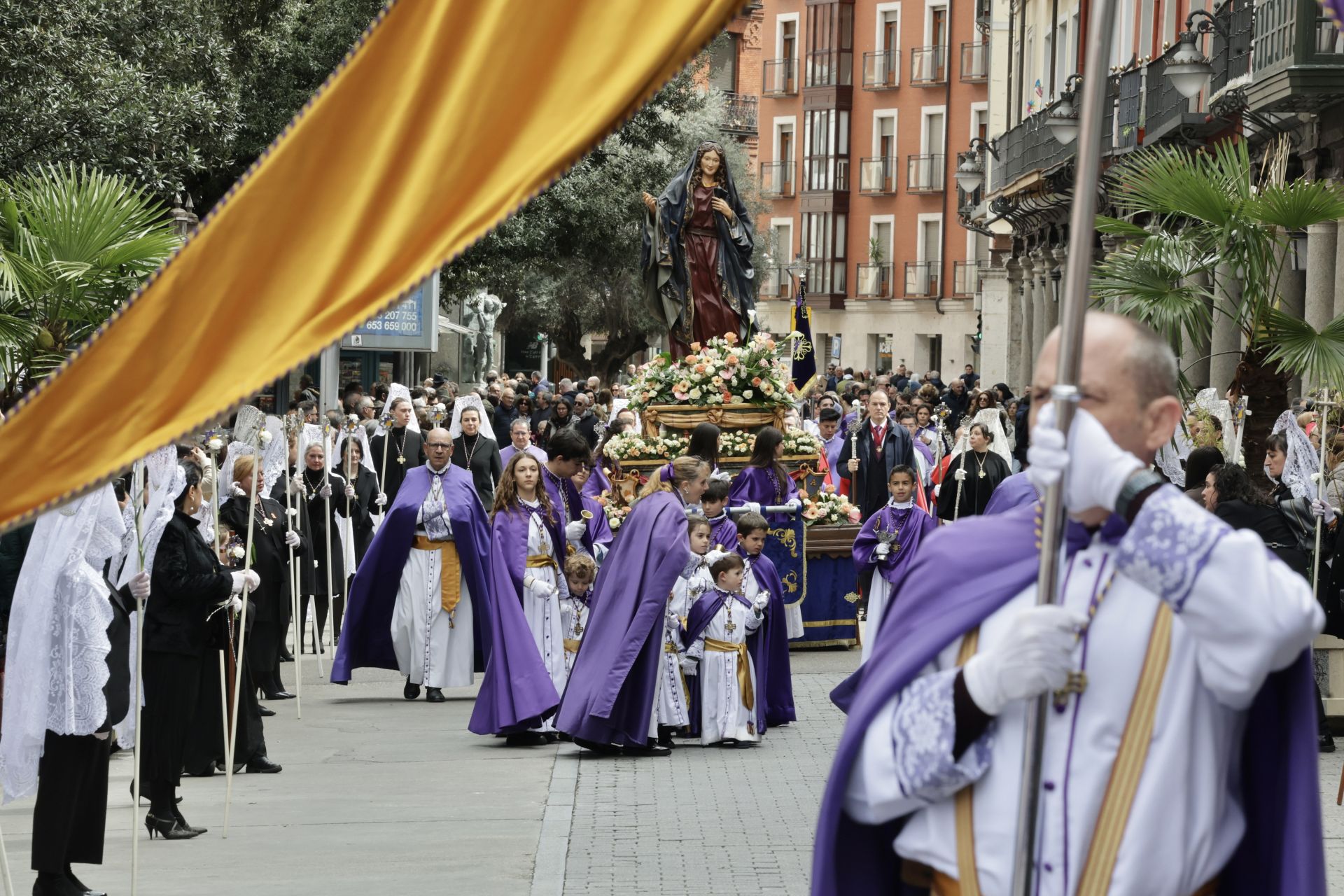 La Misa Pascual y el Encuentro de Jesús Resucitado con la Virgen de la Alegría en Valladolid