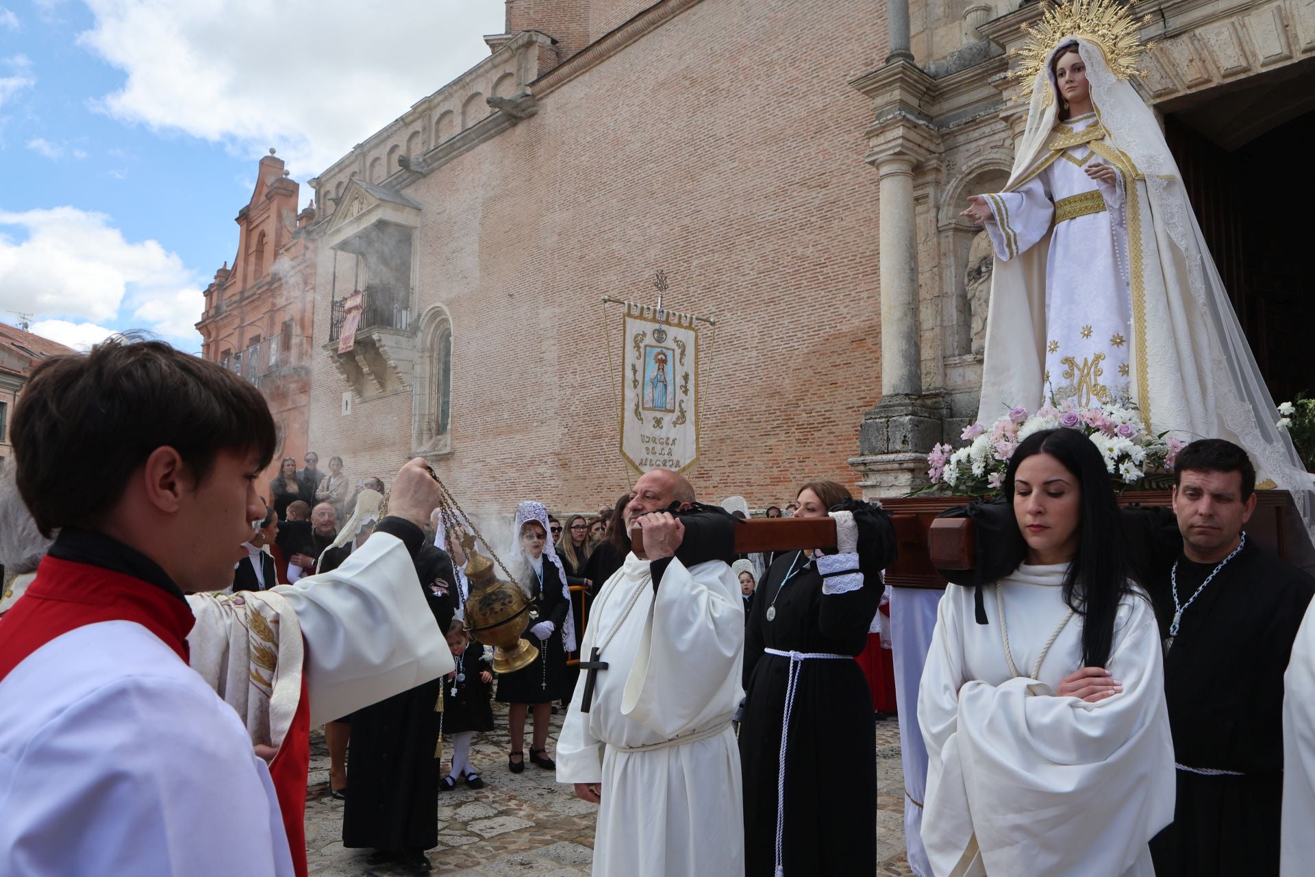 Las imágenes de la procesión de la Resurrección de Medina del Campo