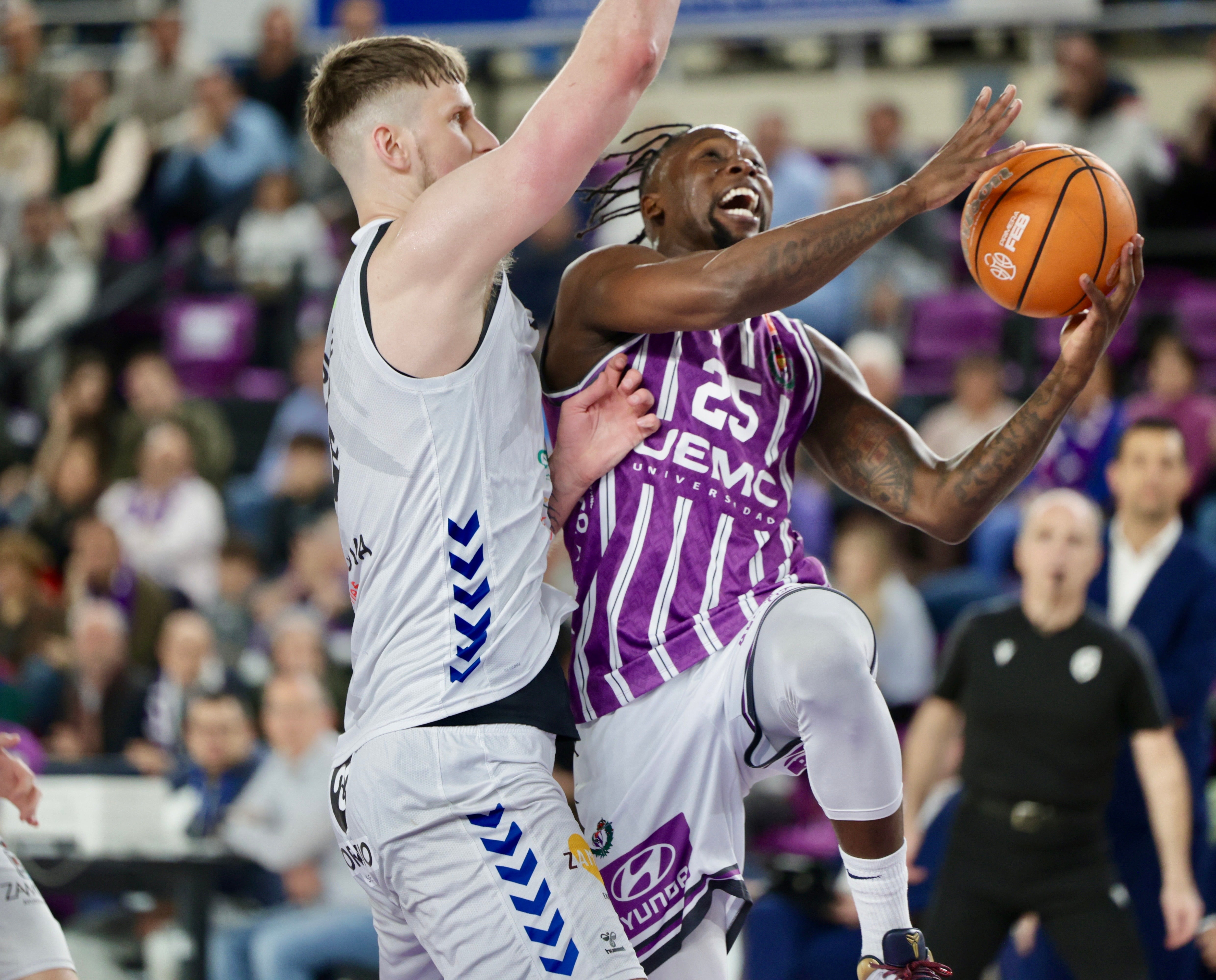 Las imágenes de la espectacular remontada del Real Valladolid Baloncesto contra el Zamora