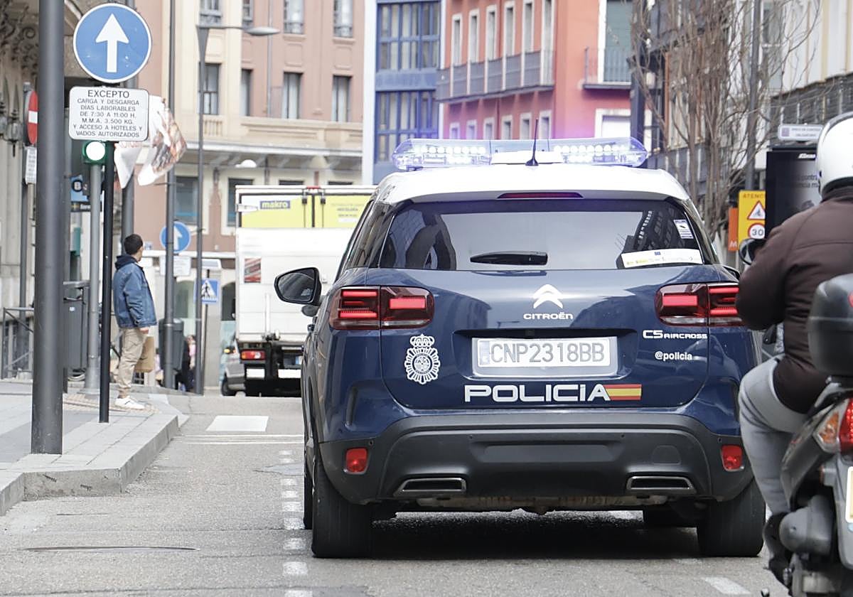 Vehículo de la Policía Nacional, en imagen de archivo.