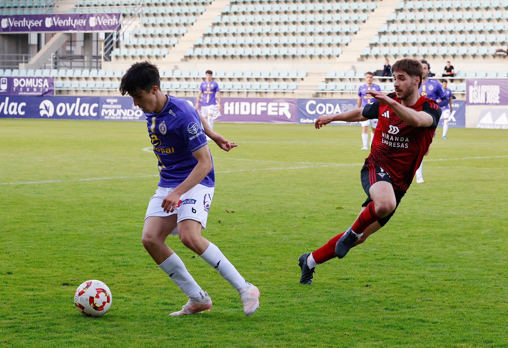 El Palencia Cristo no tuvo suerte ante el Mirandés B
