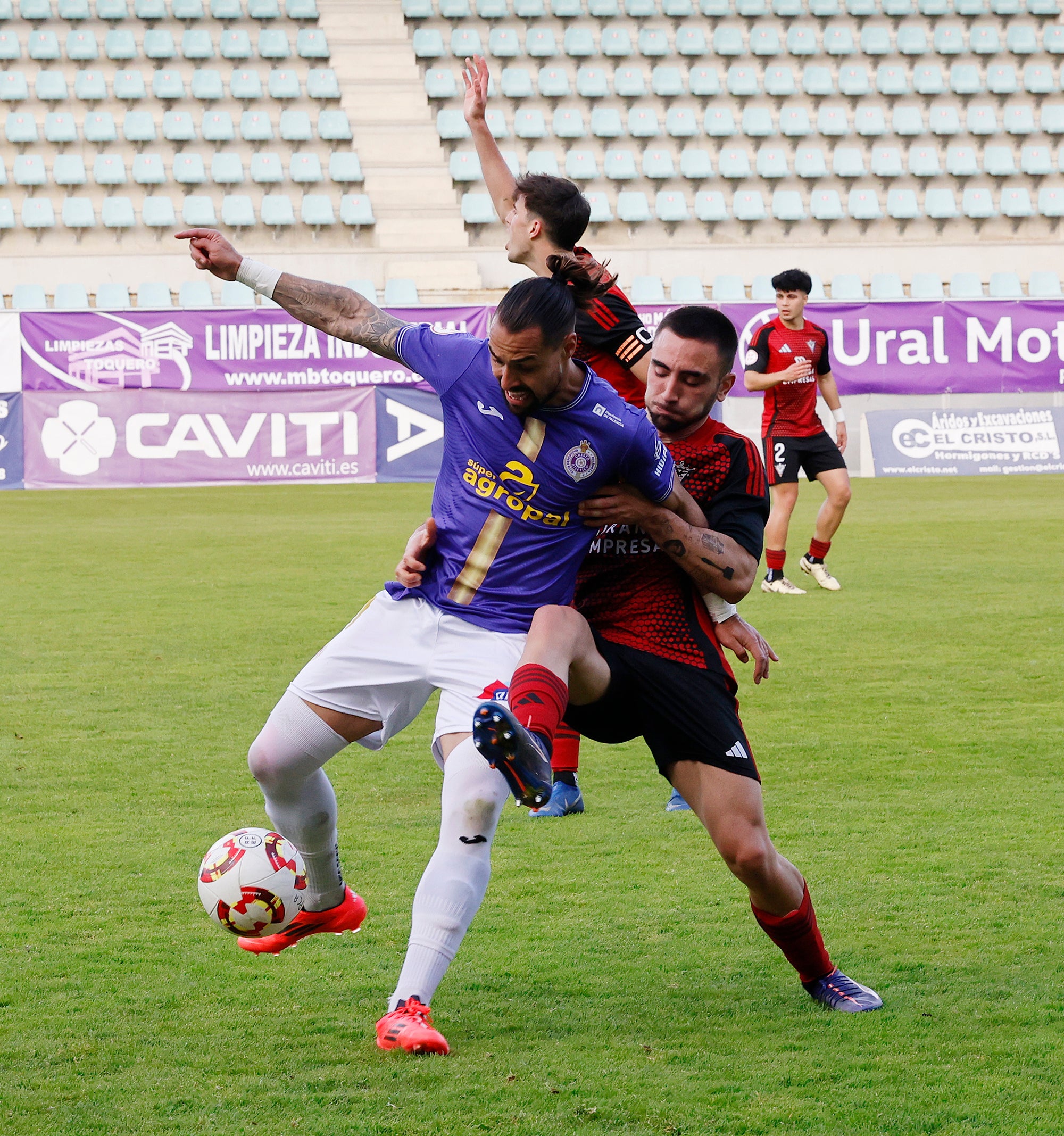 El Palencia Cristo no tuvo suerte ante el Mirandés B