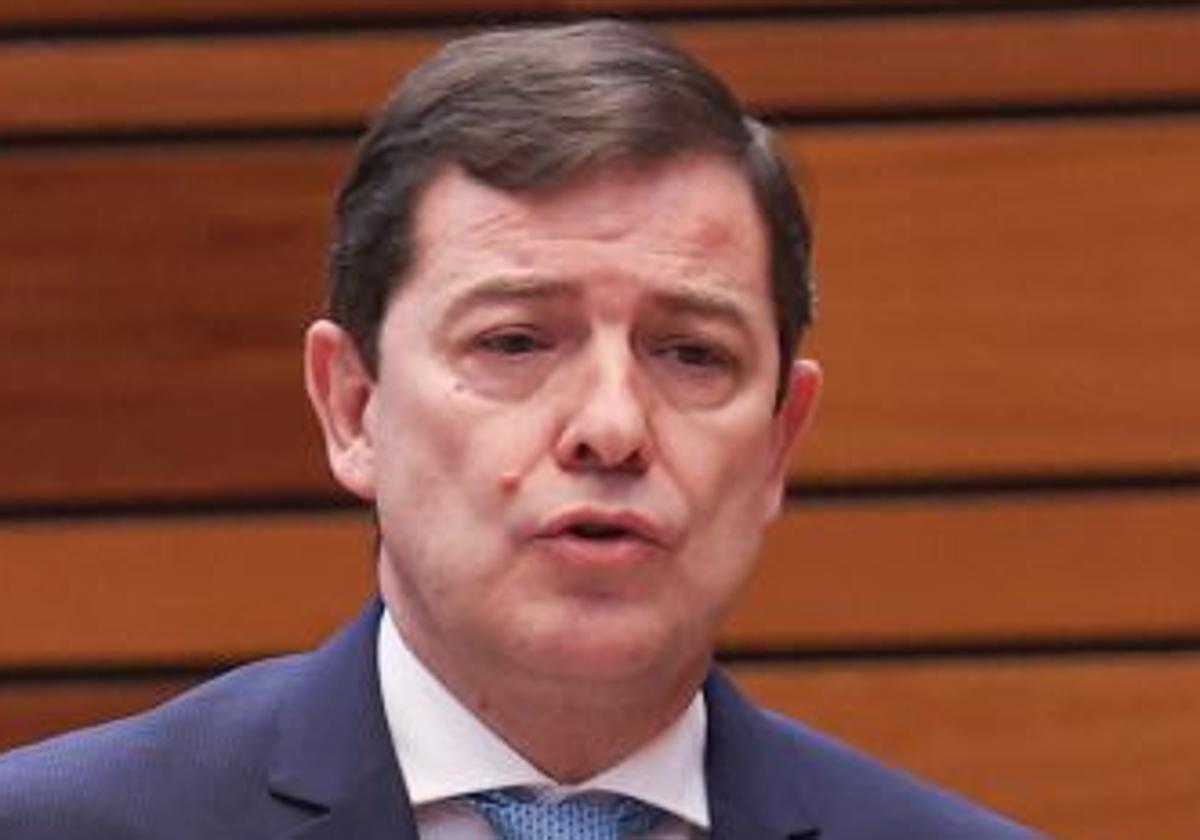 Mañueco, sobre el Papa: «Será recordado por su incansable defensa de la dignidad humana»