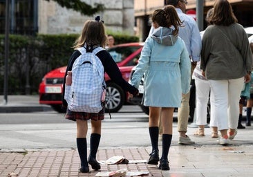 Educación pondrá monitores en los colegios para facilitar la conciliación en septiembre