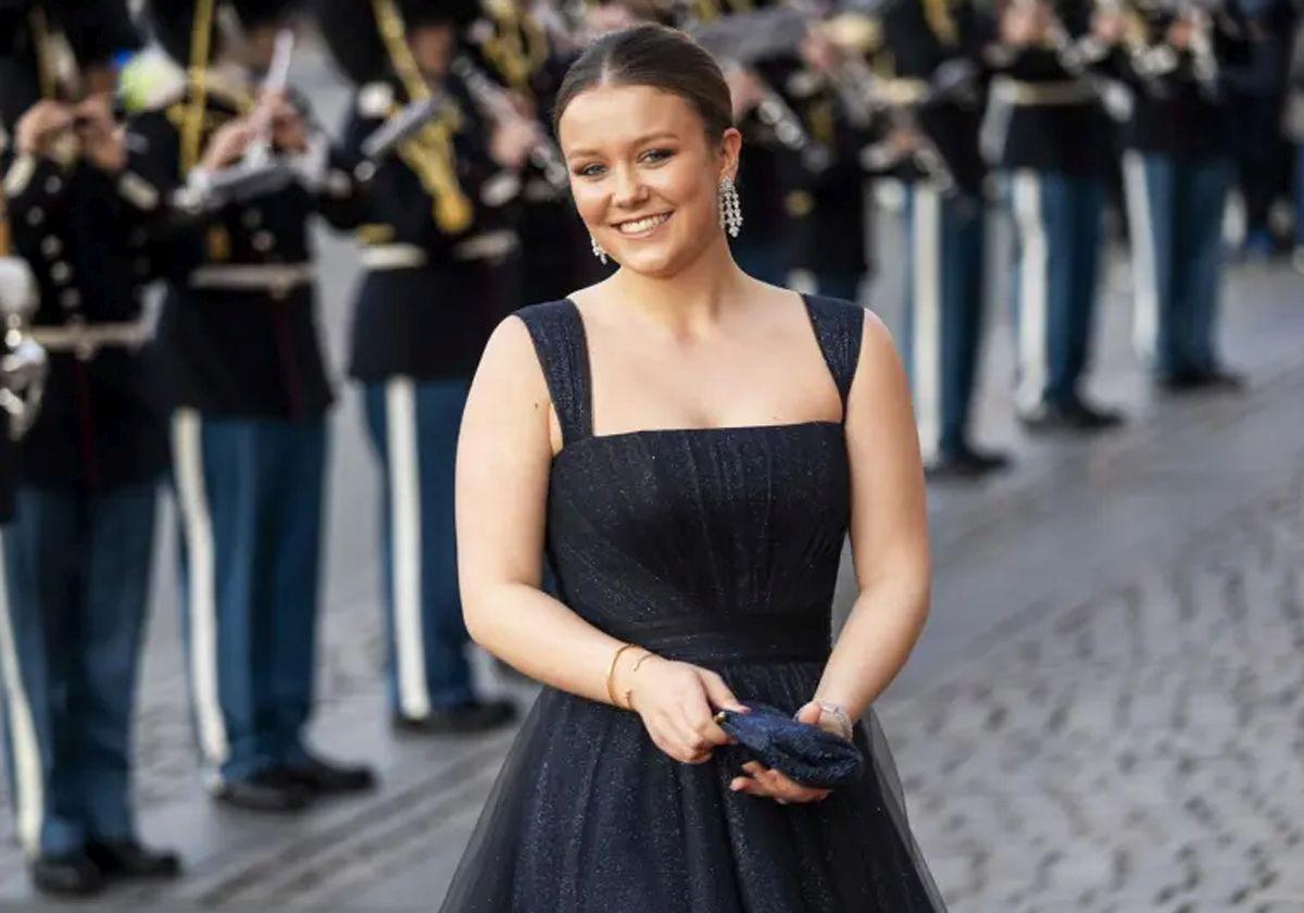 Isabella de Dinamarca ya luce la famosa tiara de la familia