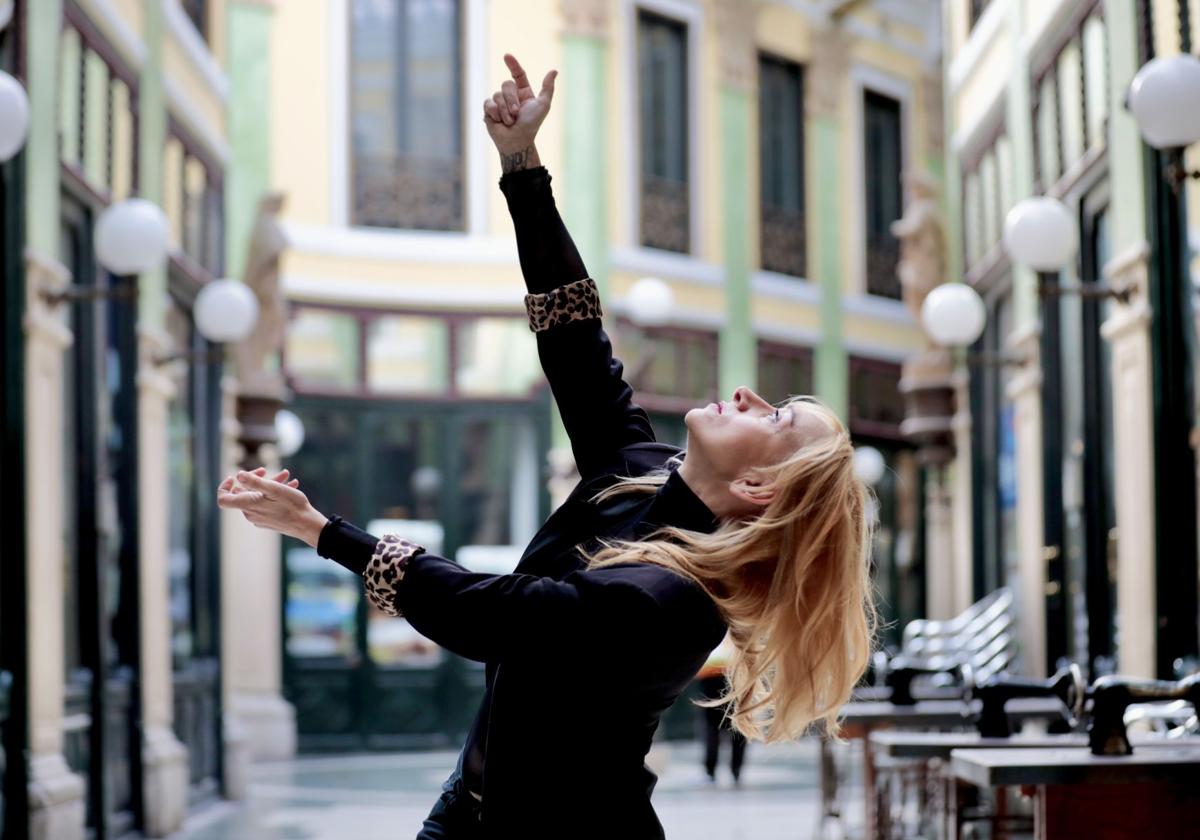 Lola Eiffel estrena este viernes en la Casa Cervantes 'La ruta del silencio: Marcela'