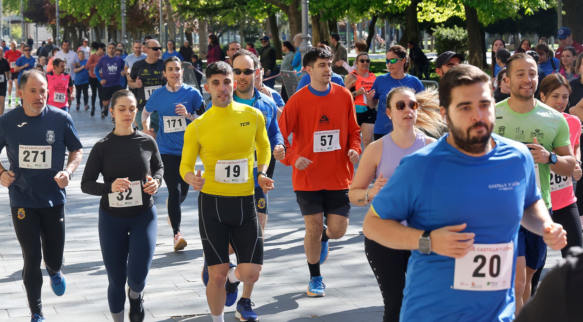Palencia se llena de deportistas para celebrar el Día de Castilla y León
