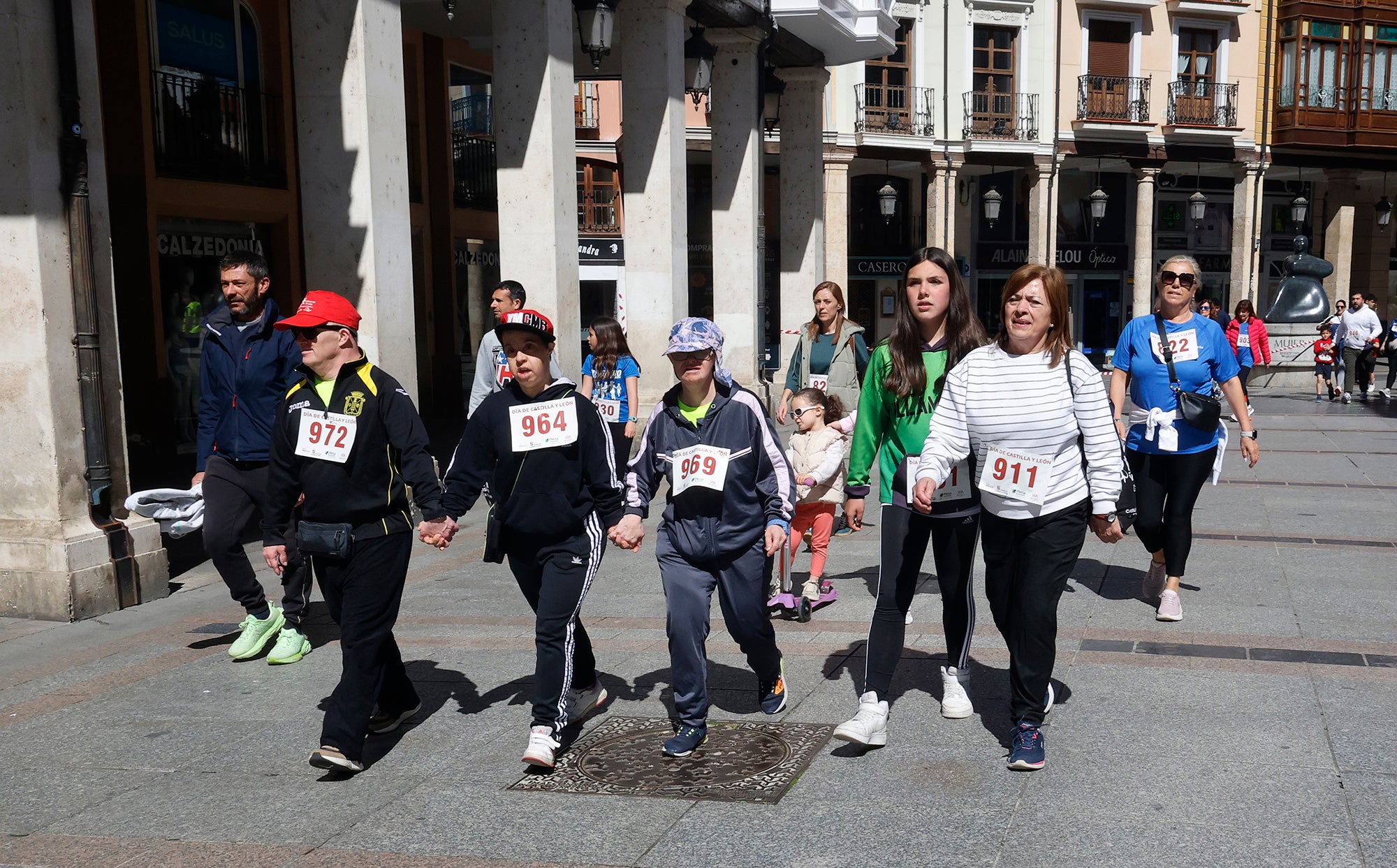 Palencia se llena de deportistas para celebrar el Día de Castilla y León