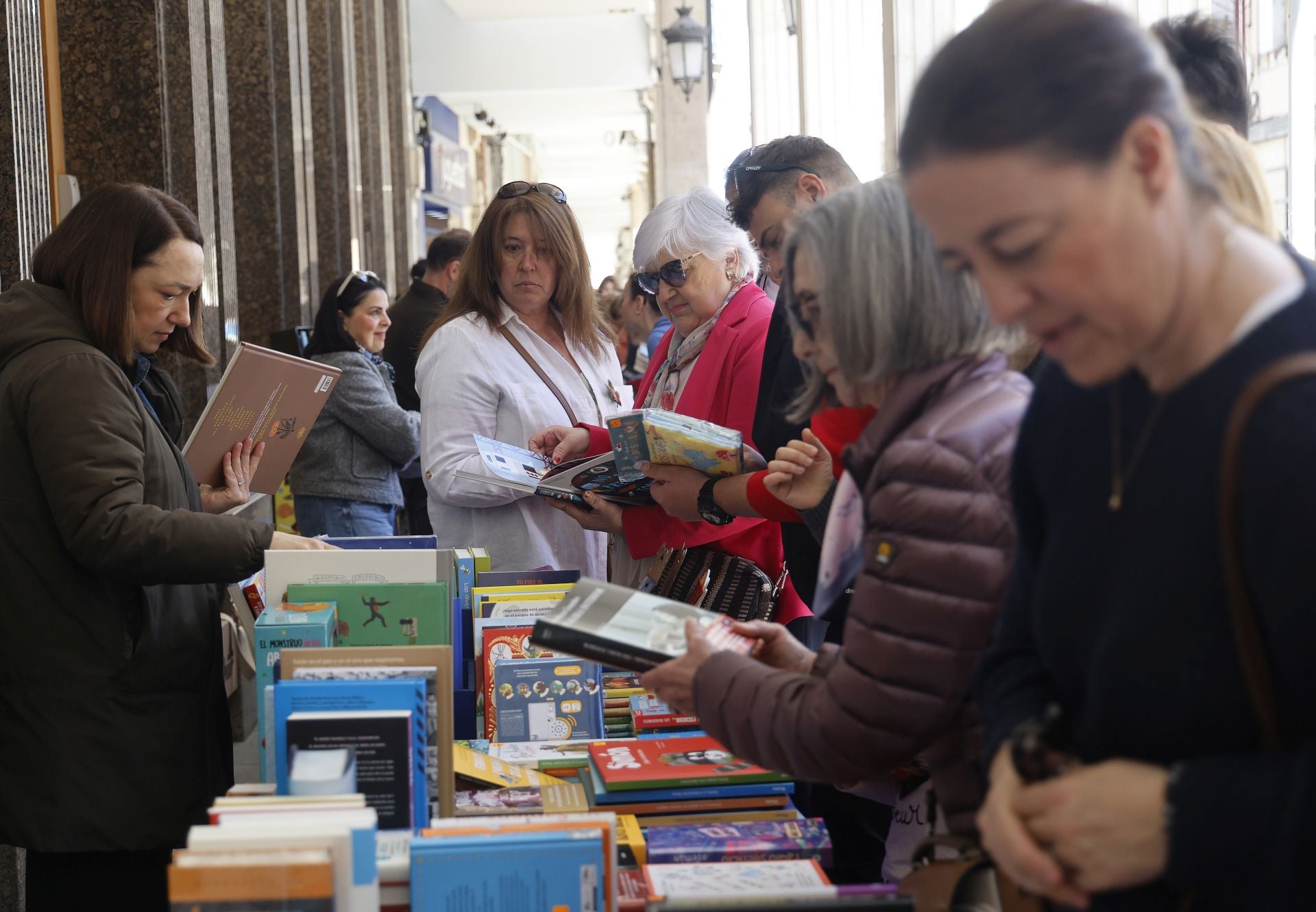 Los libros toman la Calle Mayor de Palencia