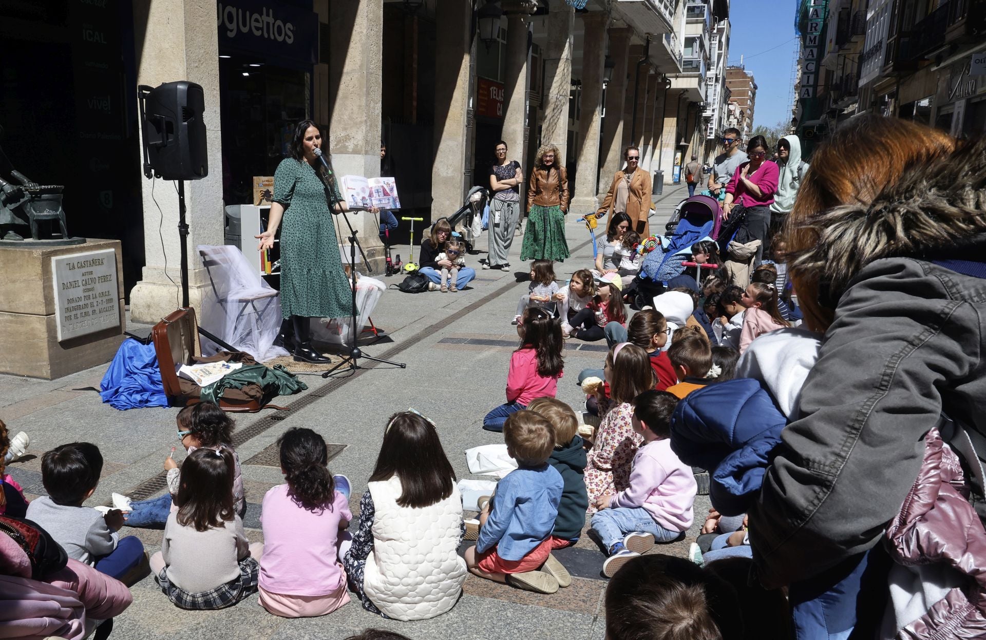 Los libros toman la Calle Mayor de Palencia