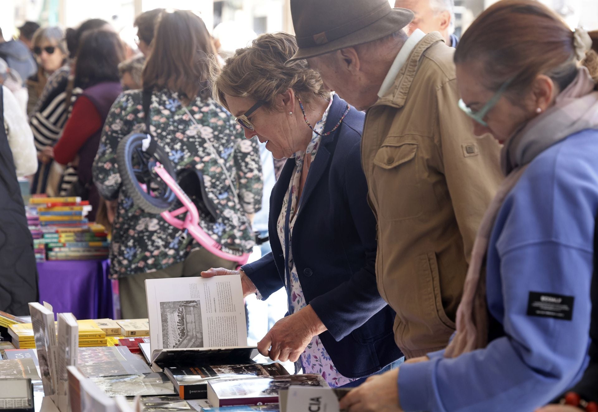Los libros toman la Calle Mayor de Palencia
