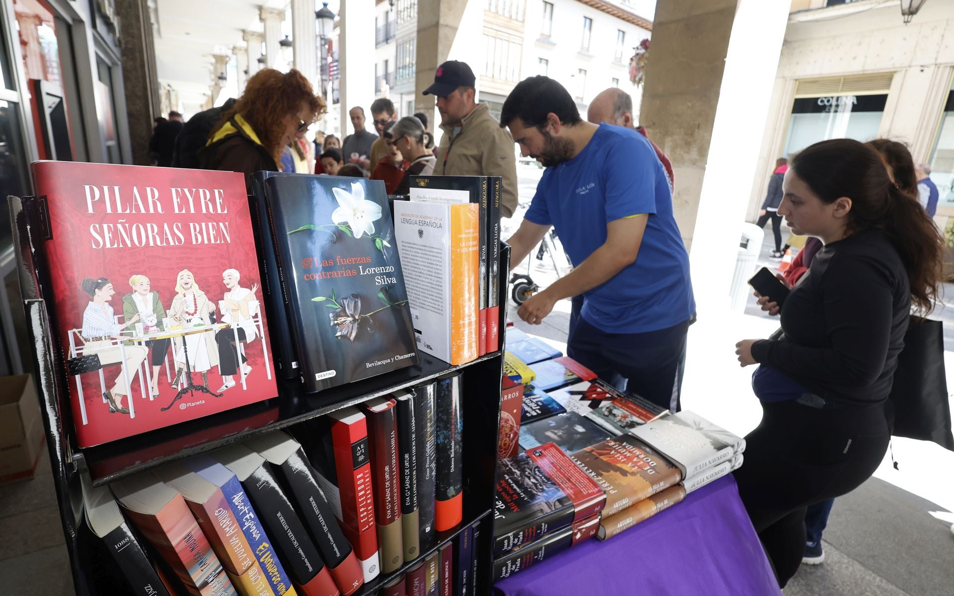 Los libros toman la Calle Mayor de Palencia
