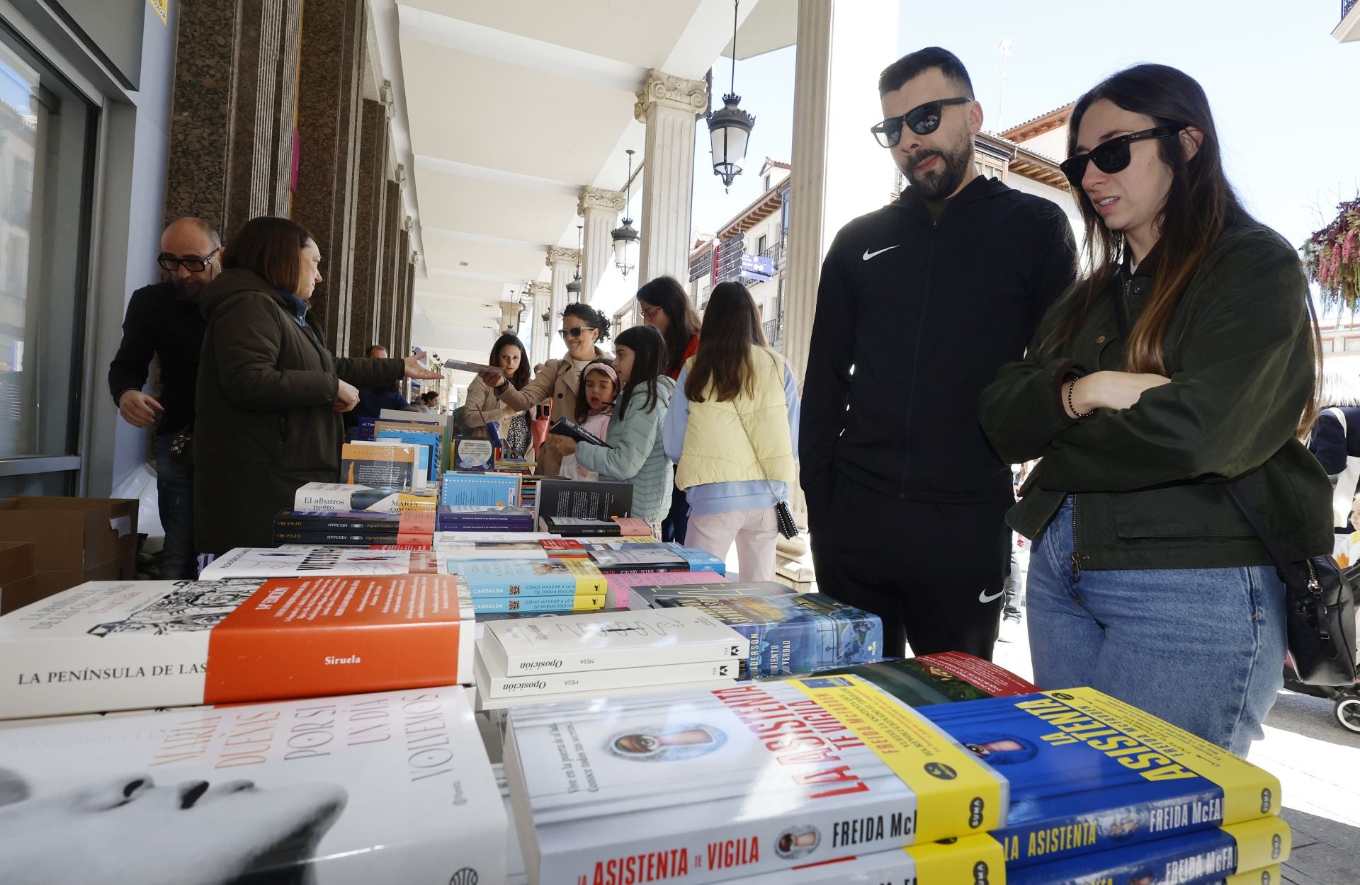 Los libros toman la Calle Mayor de Palencia