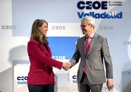 Ángela de Miguel y Bruno Arias, en la firma del acuerdo.