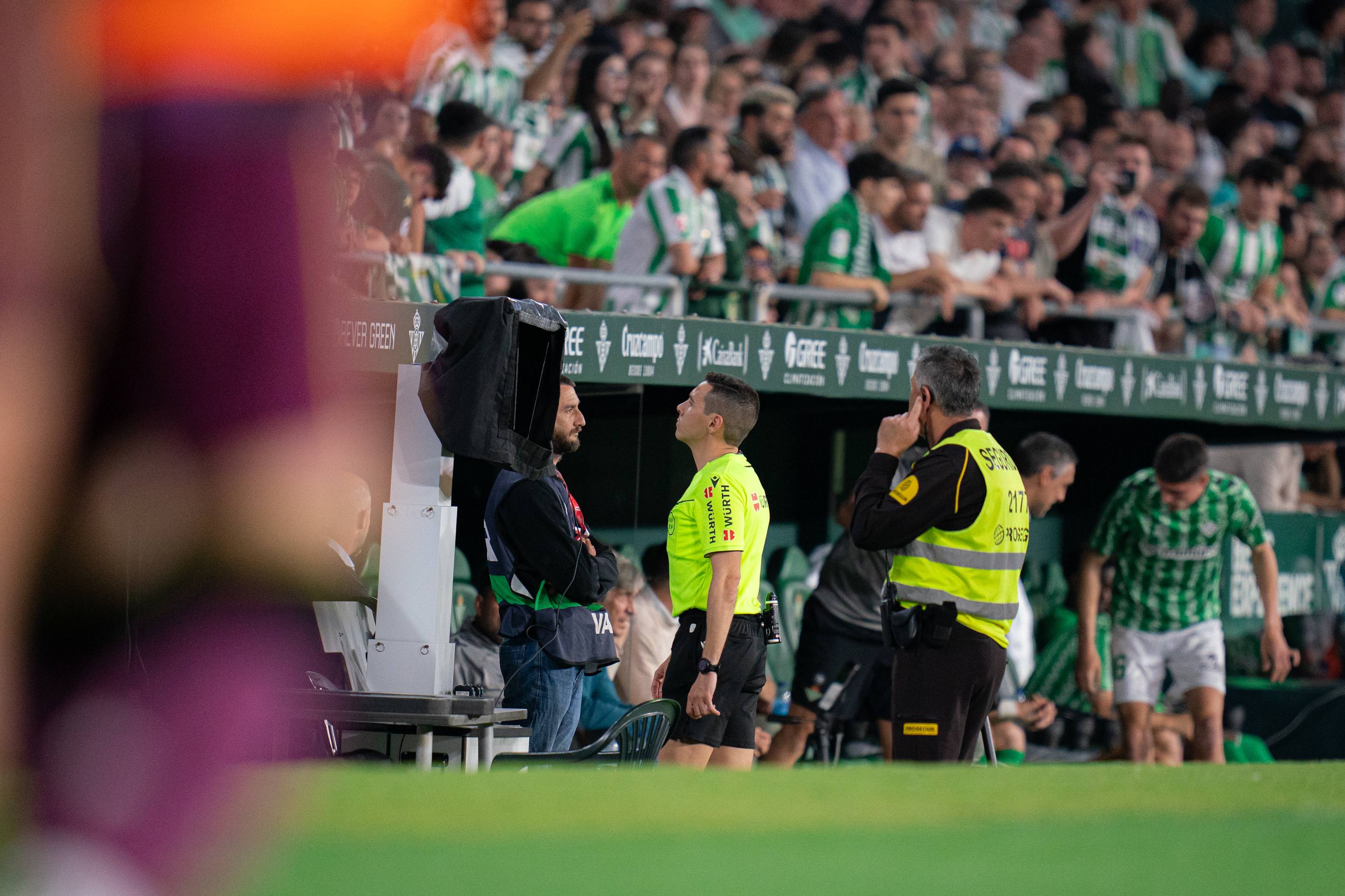La derrota del descenso ante el Betis, en imágenes