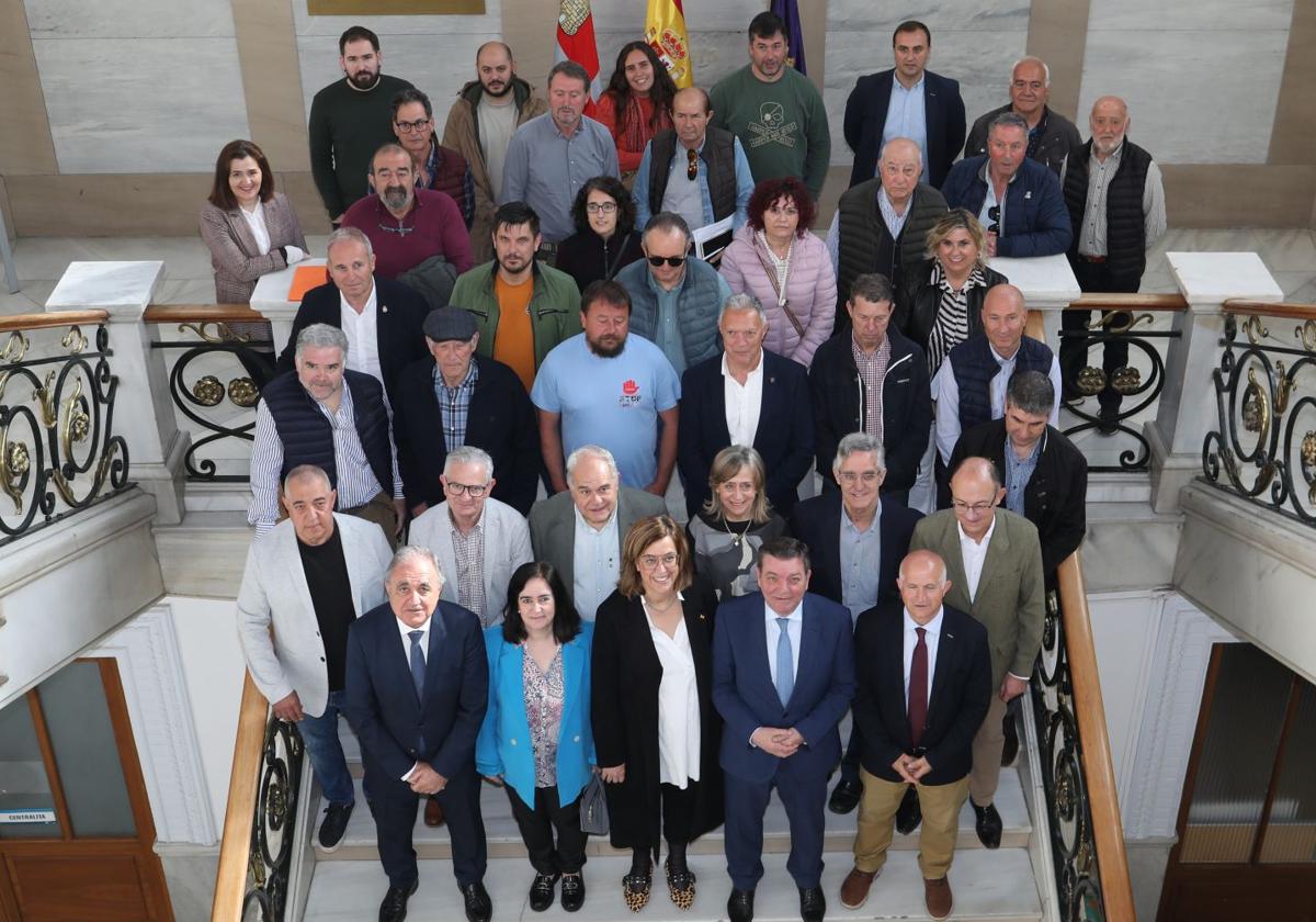 El 012 se extiende a 40 pueblos de Palencia para acercar los servicios públicos
