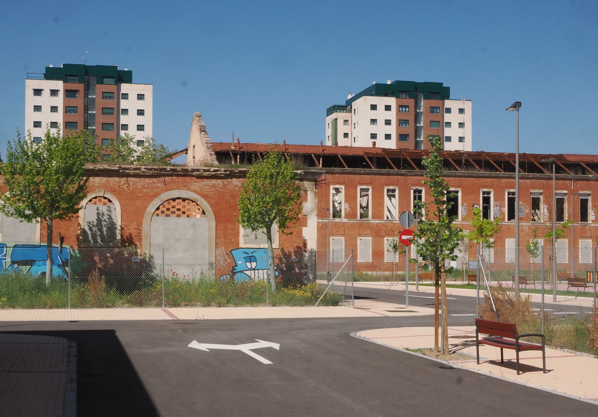 Obras en el Paseo de Arco de Ladrillo de Valladolid para construir pisos para jóvenes
