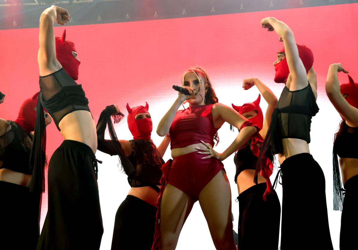 La cantante vallisoletana Ani Queen, durante el concierto del Vibra Mahou Fest celebrado este sábado en la Feria de Valladolid.