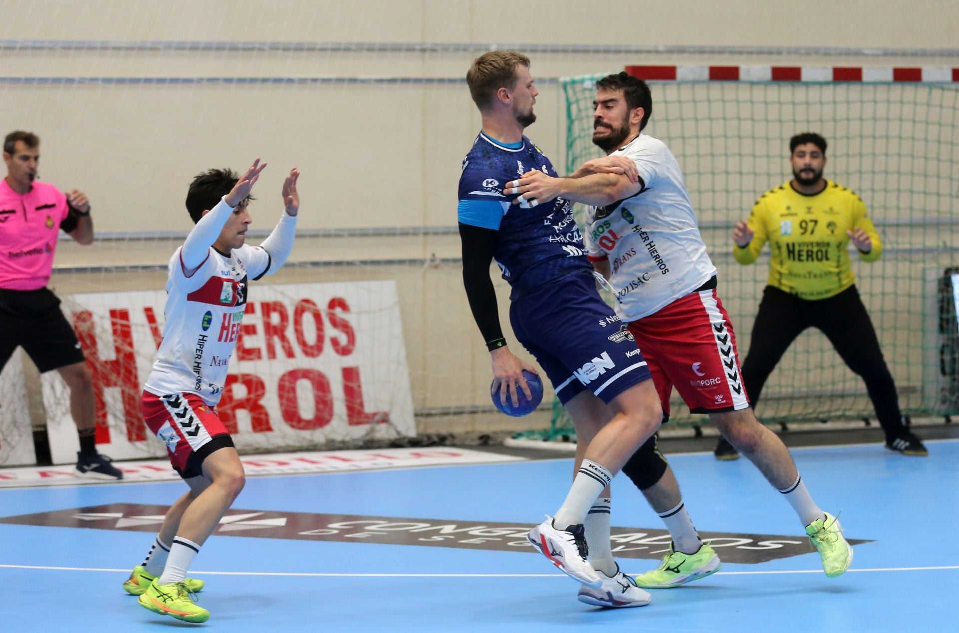 Fotografías de la victoria del Nava ante el Cangas