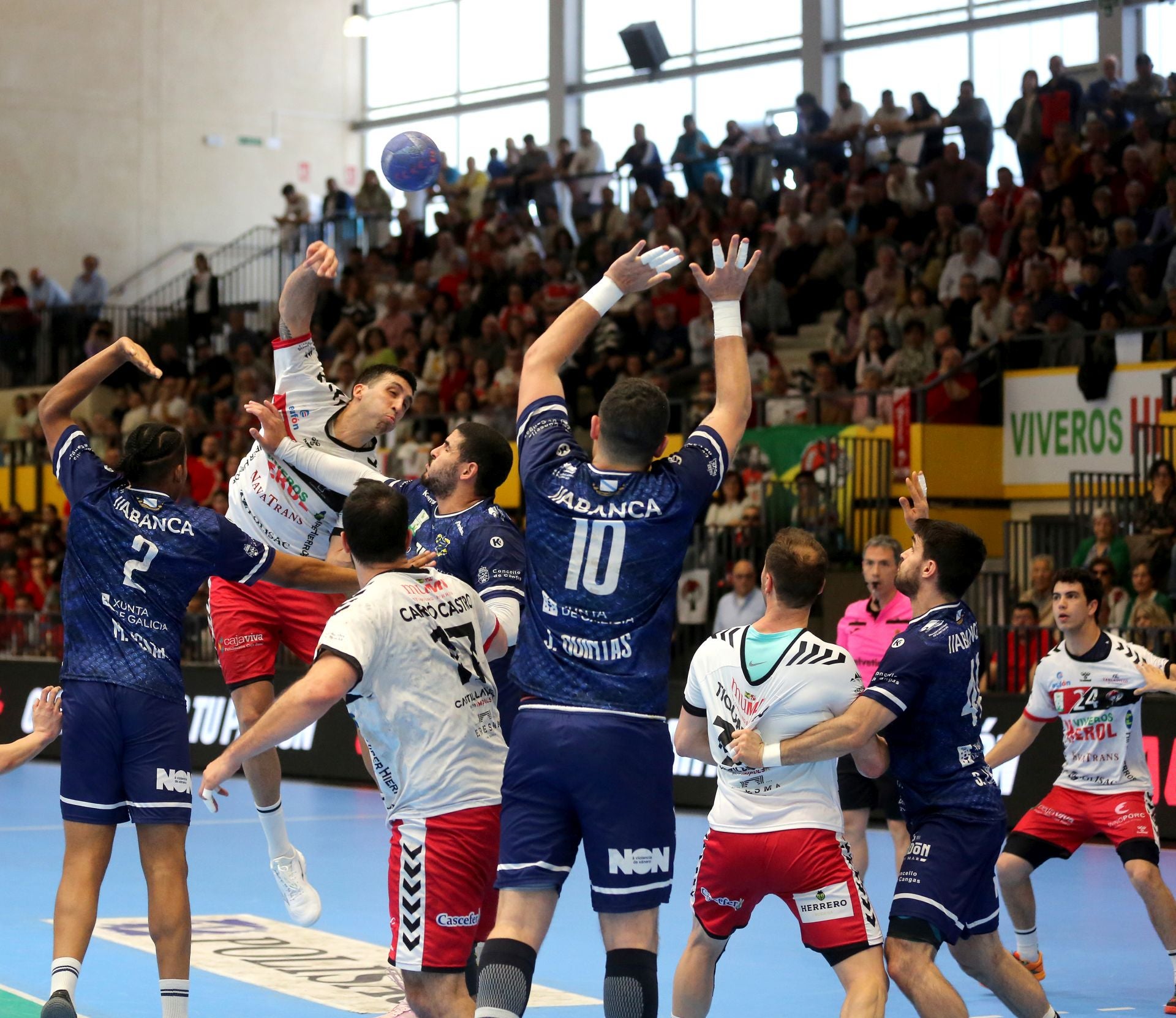 Fotografías de la victoria del Nava ante el Cangas