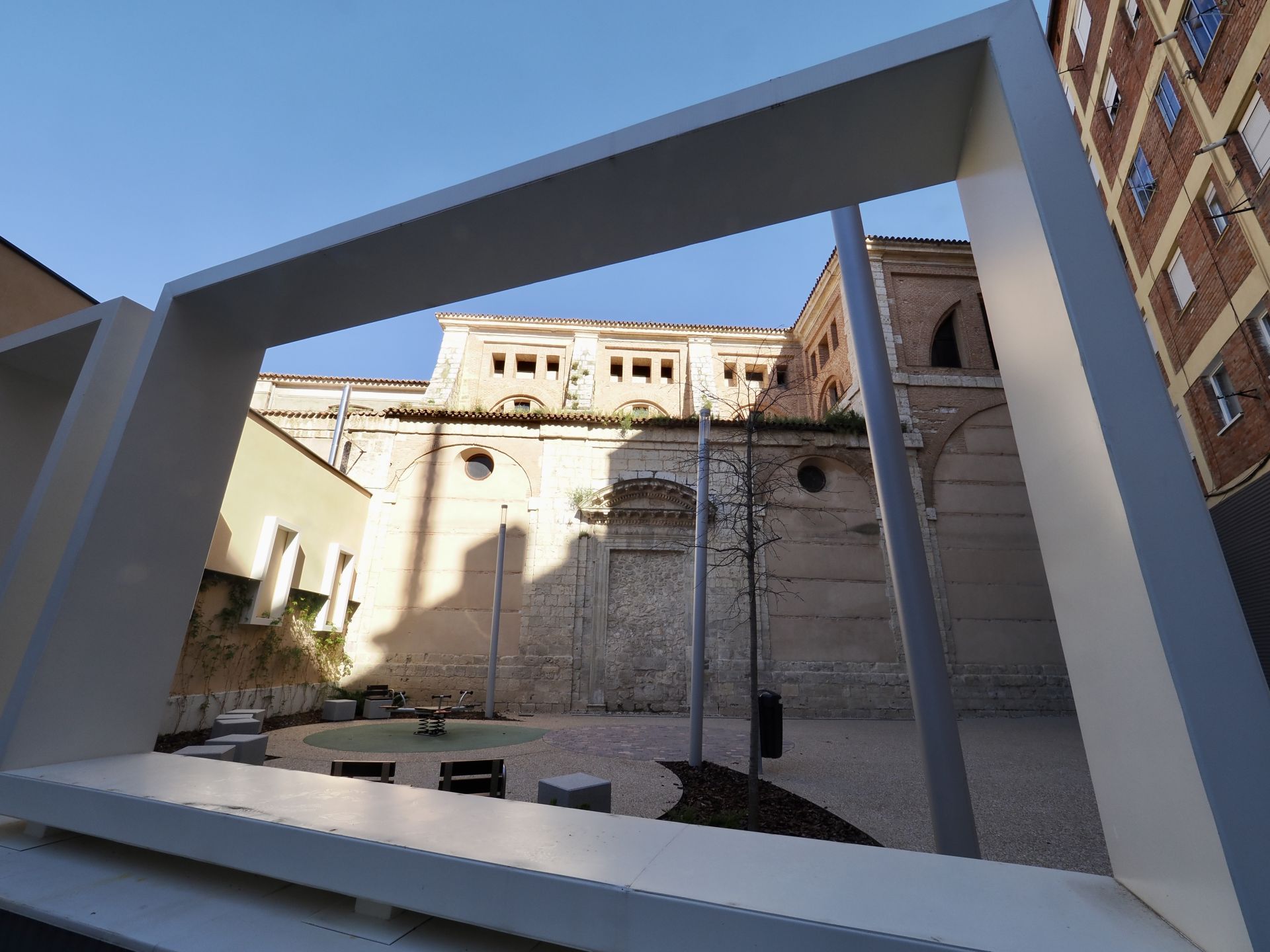 Estado de la cubierta y del entorno del Monasterio de las Huelgas