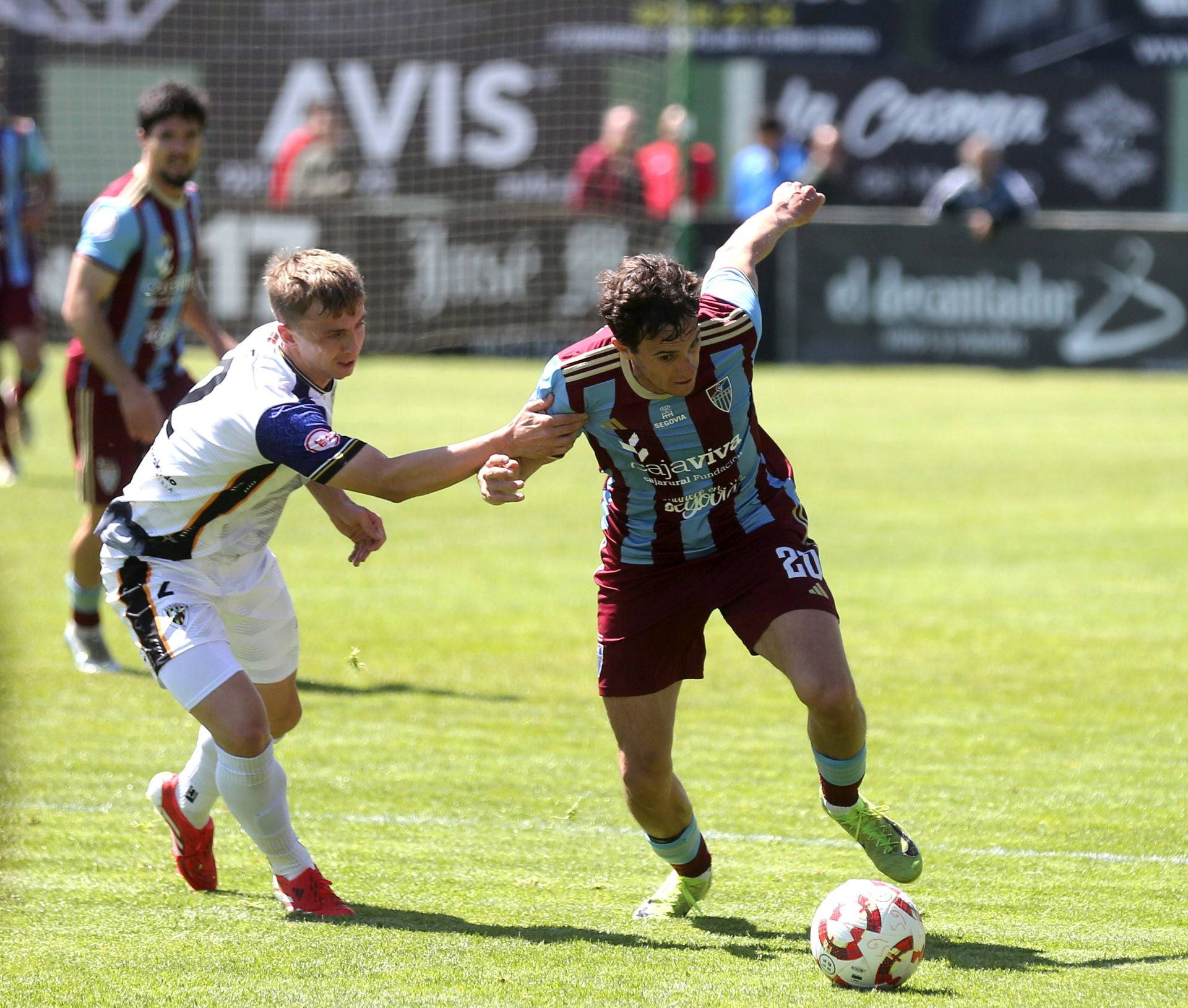 Fotos del partido entre la Segoviana y el Barakaldo