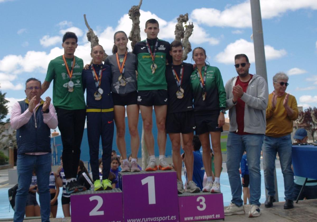 Imagen principal - Diego Cantalapiedra y Marta Briz dominan en el IV Gran Premio de Fondo Piñón