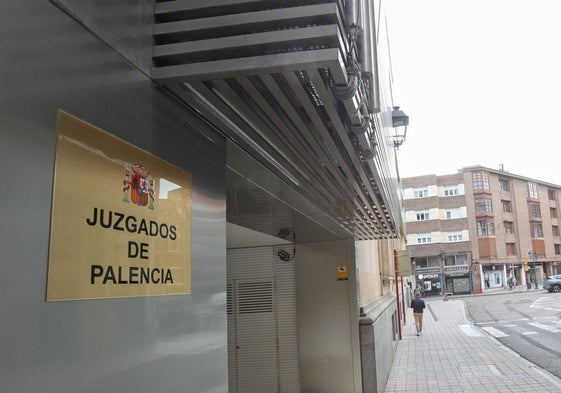 Los dos hermanos que agredieron a un hombre por un perro aducen legítima defensa