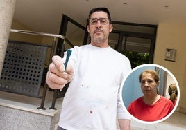 El pintor Juan Carlos Rodríguez muestra la llave maestra en Villa de Prado. En el círculo, Belén Pérez, una de las personas rescatadas.