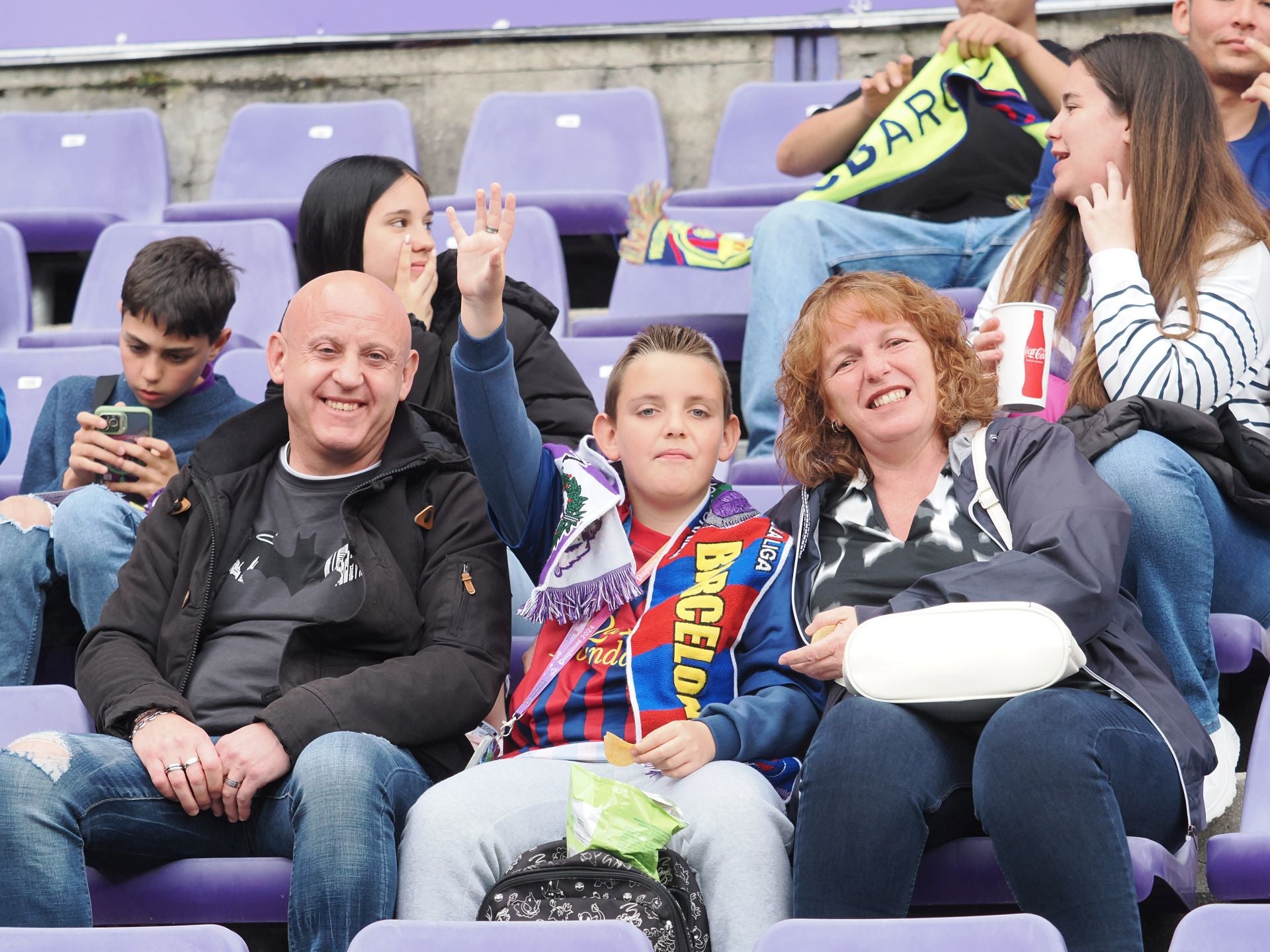 Búscate en la grada del Real Valladolid - FC Barcelona (1/5)