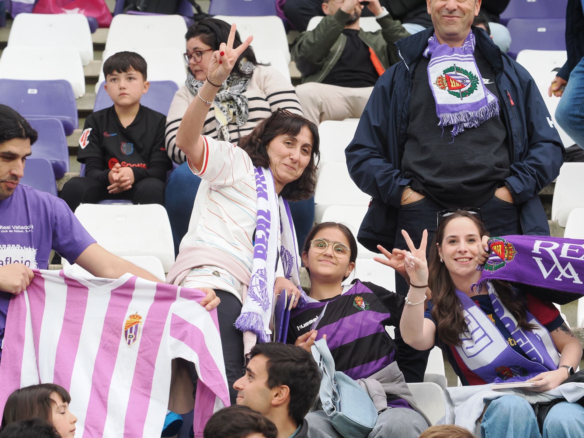 Búscate en la grada del Real Valladolid - FC Barcelona (5/5)