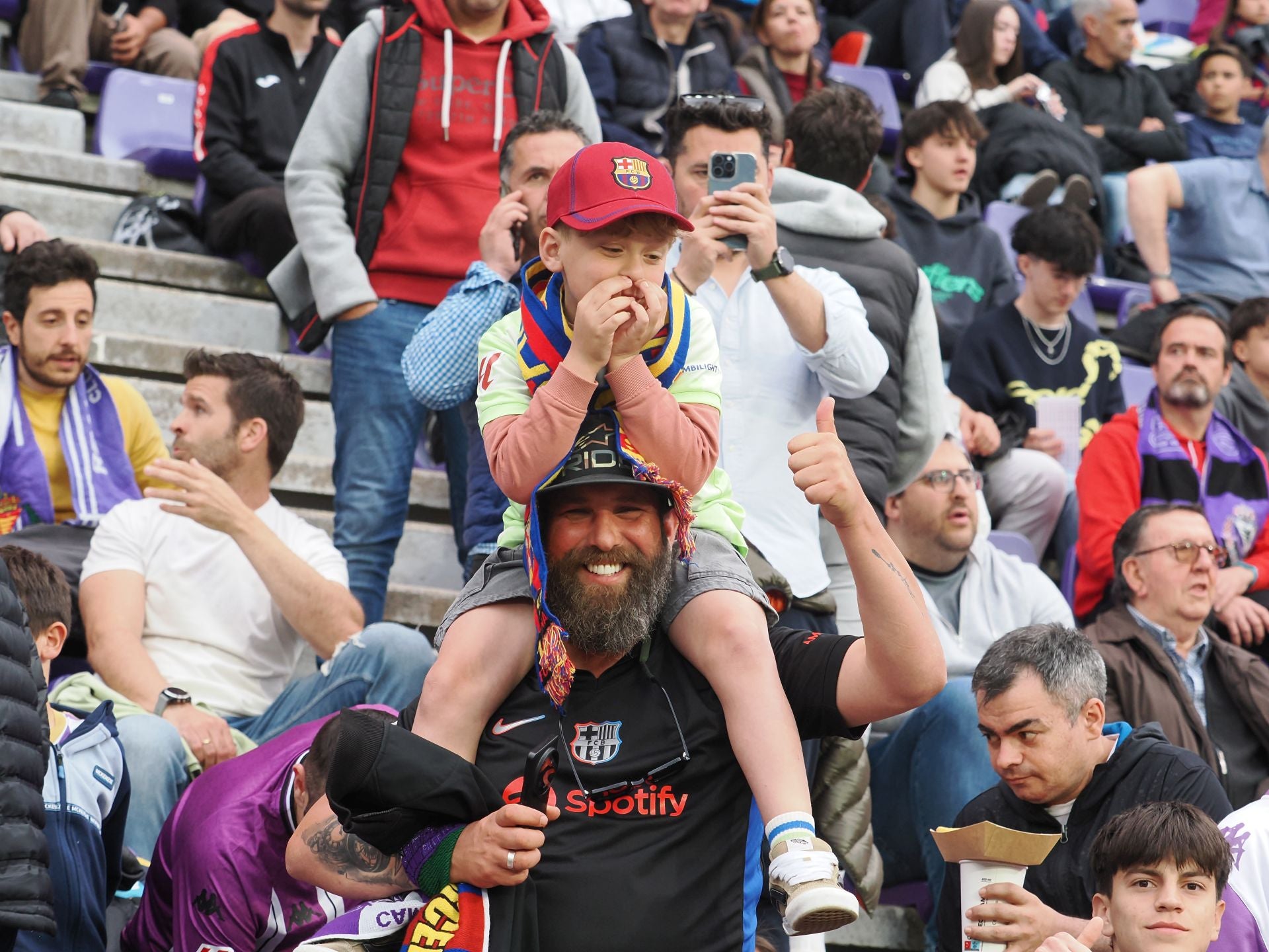 Búscate en la grada del Real Valladolid - FC Barcelona (5/5)