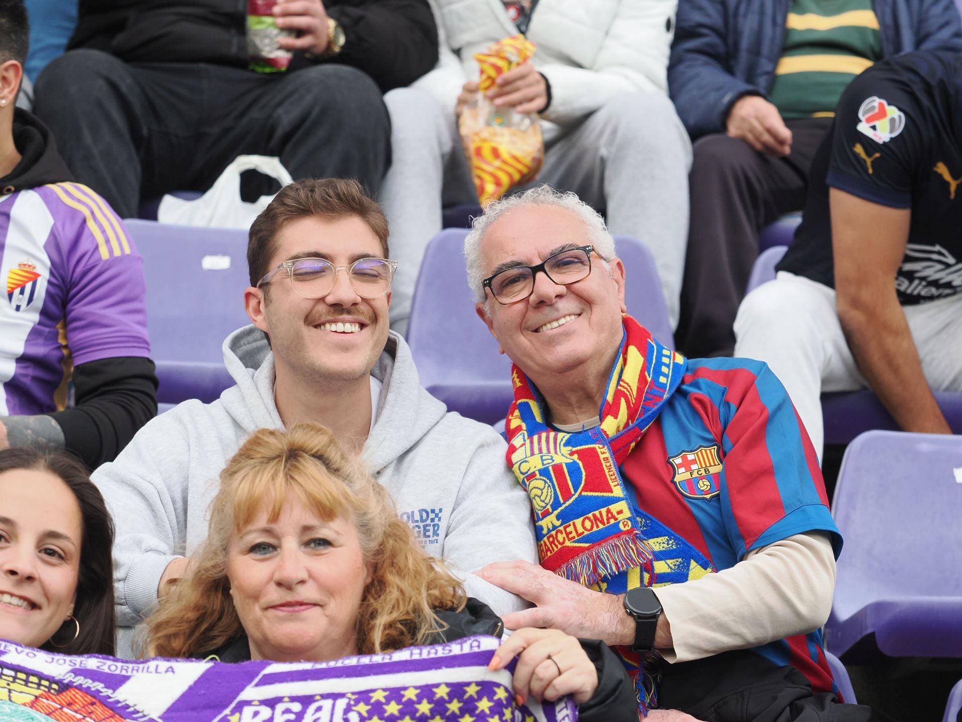 Búscate en la grada del Real Valladolid - FC Barcelona (1/5)