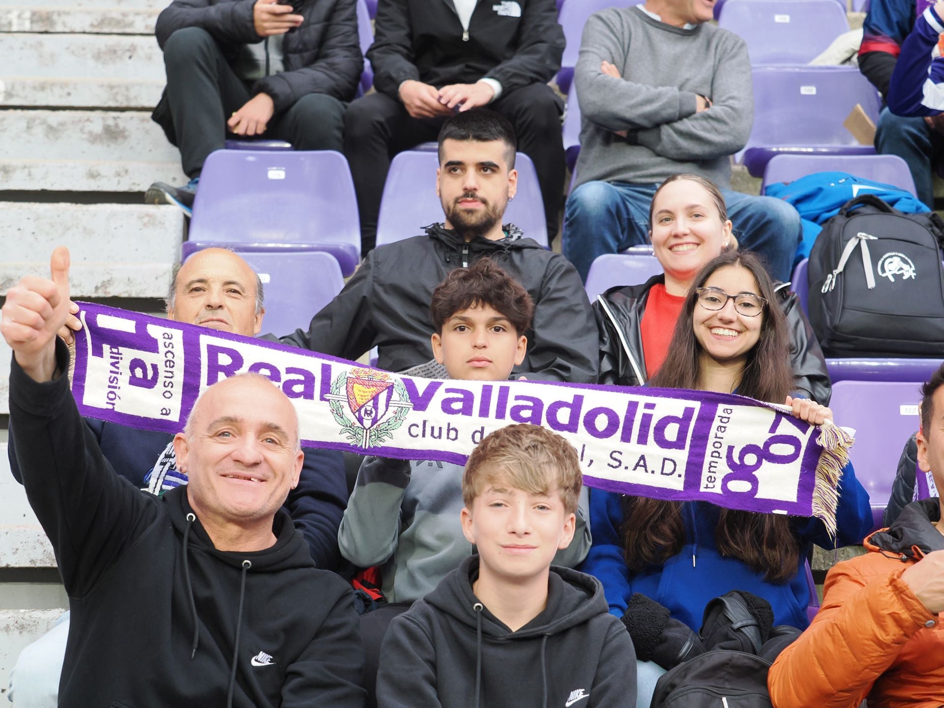 Búscate en la grada del Real Valladolid - FC Barcelona (3/5)