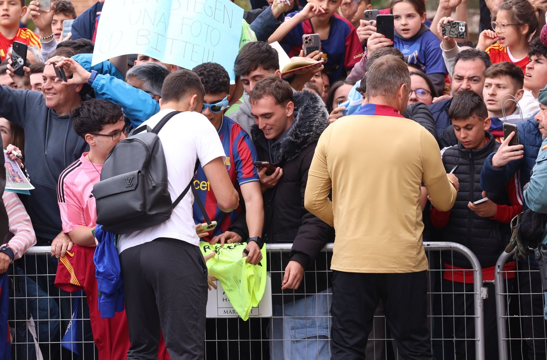 Llegada de los jugadores del Barça al hotel de Valladolid