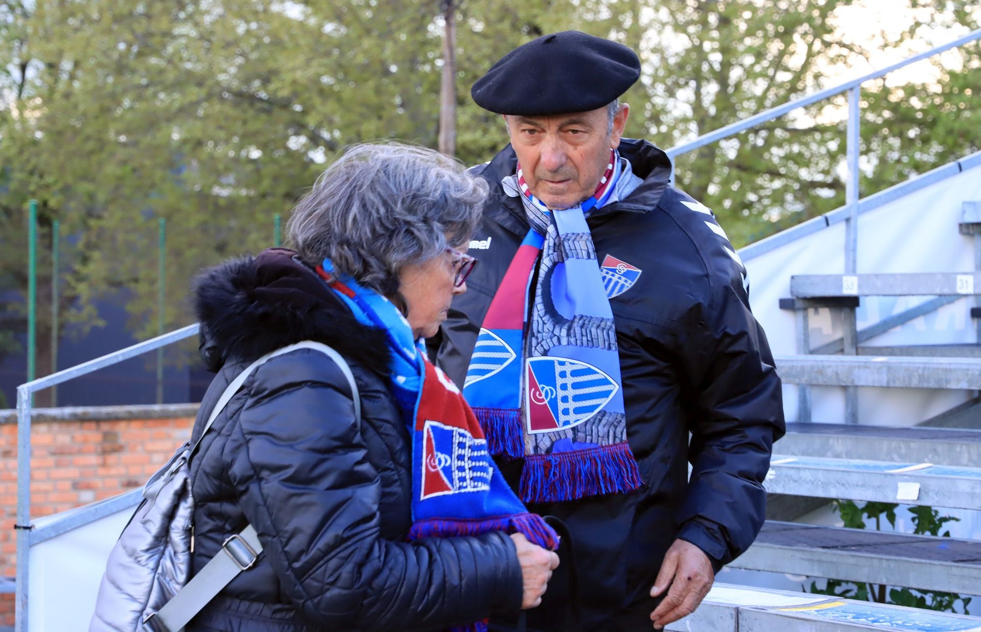 Búscate en las gradas de La Albuera en el Segoviana vs Real Sociedad B