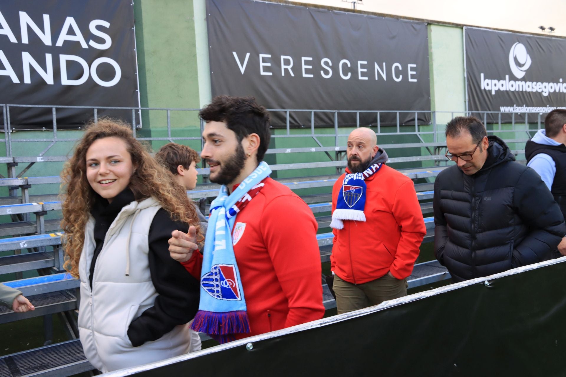 Búscate en las gradas de La Albuera en el Segoviana vs Real Sociedad B
