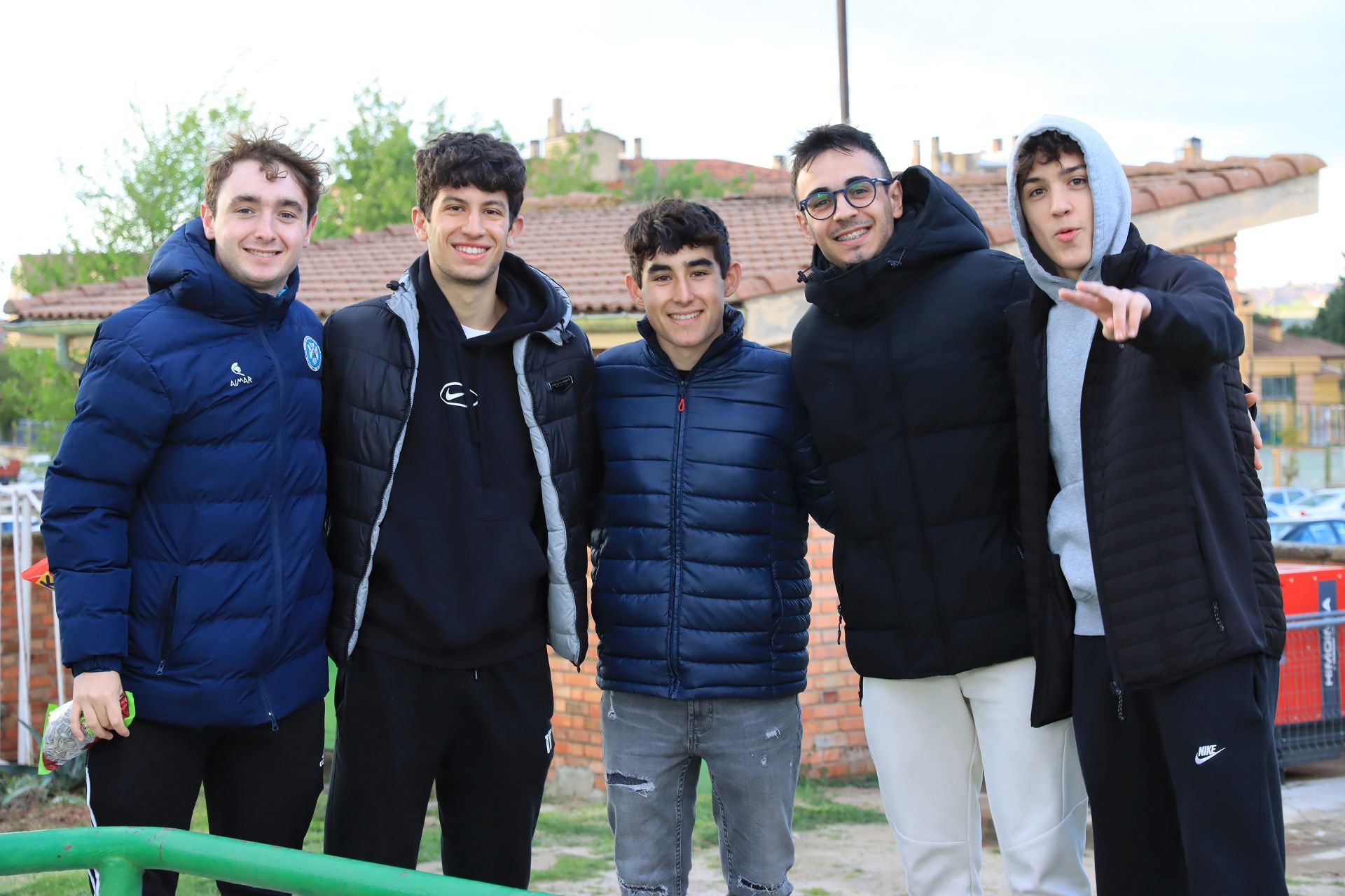 Búscate en las gradas de La Albuera en el Segoviana vs Real Sociedad B