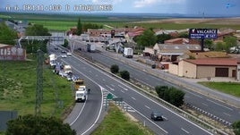 Imagen del accidente en la A-6 a la altura de Ataquines.