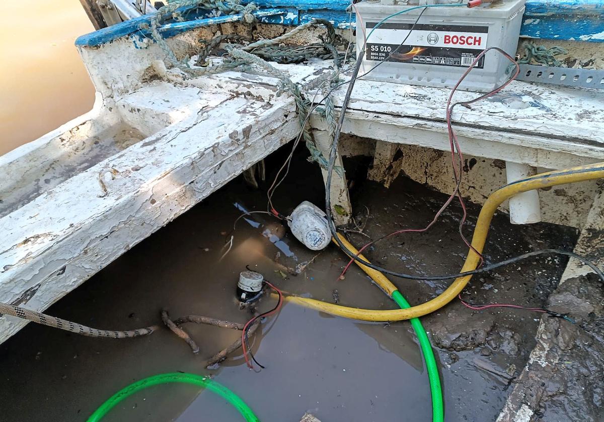 Así está la barca de la Virgen del Carmen