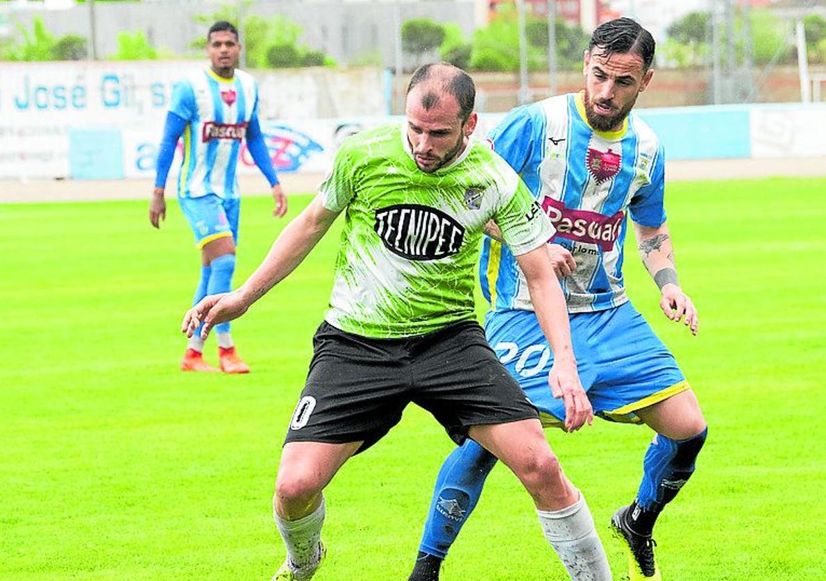 El Becerril tumba a la Arandina en el minuto 90