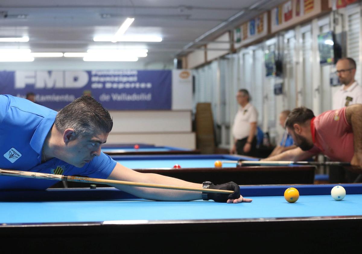 Imagen principal - Cataluña se lleva en Valladolid el Campeonato de España de billar a tres bandas